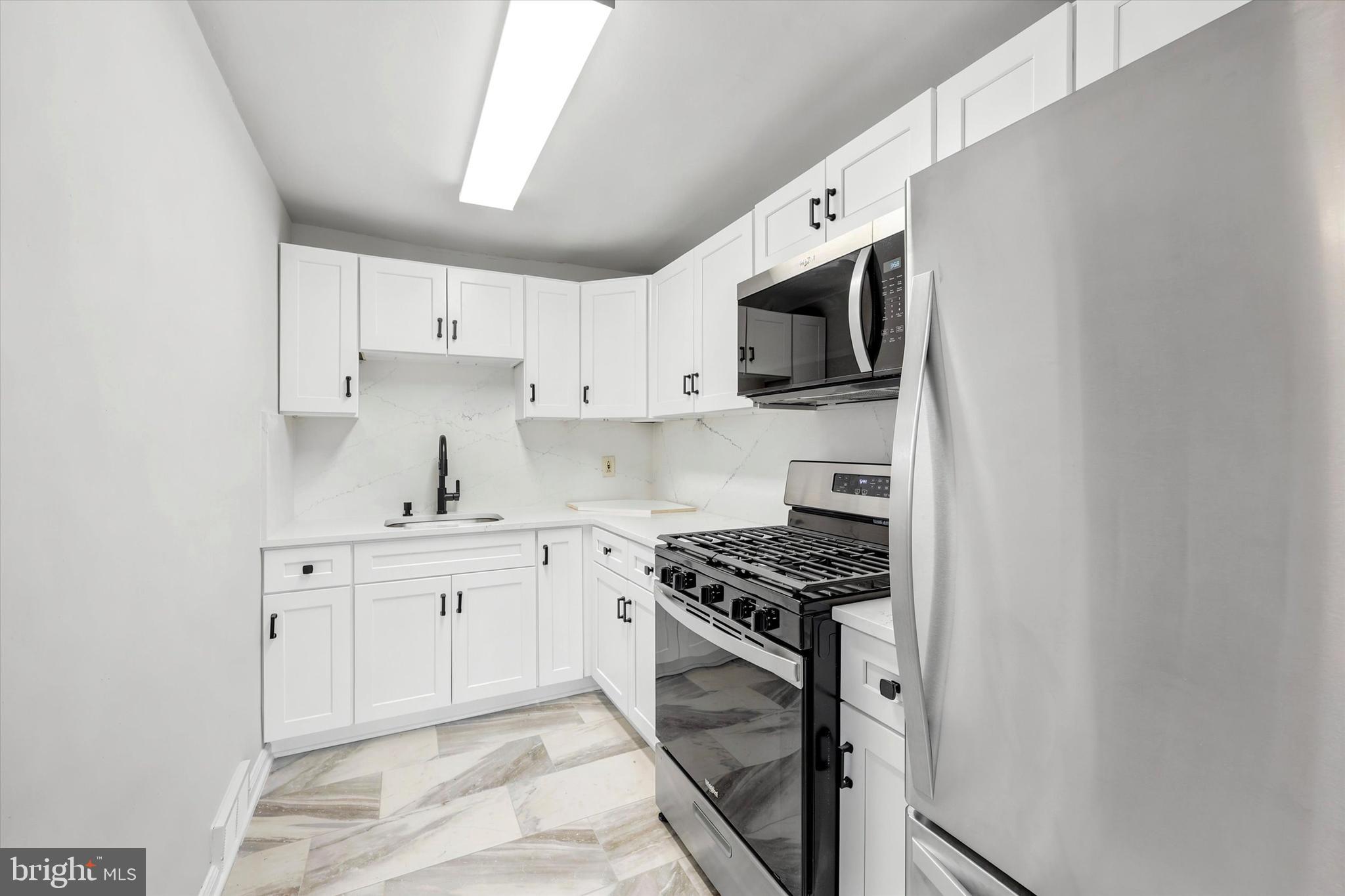 DELMAR VILLAGE - Residential