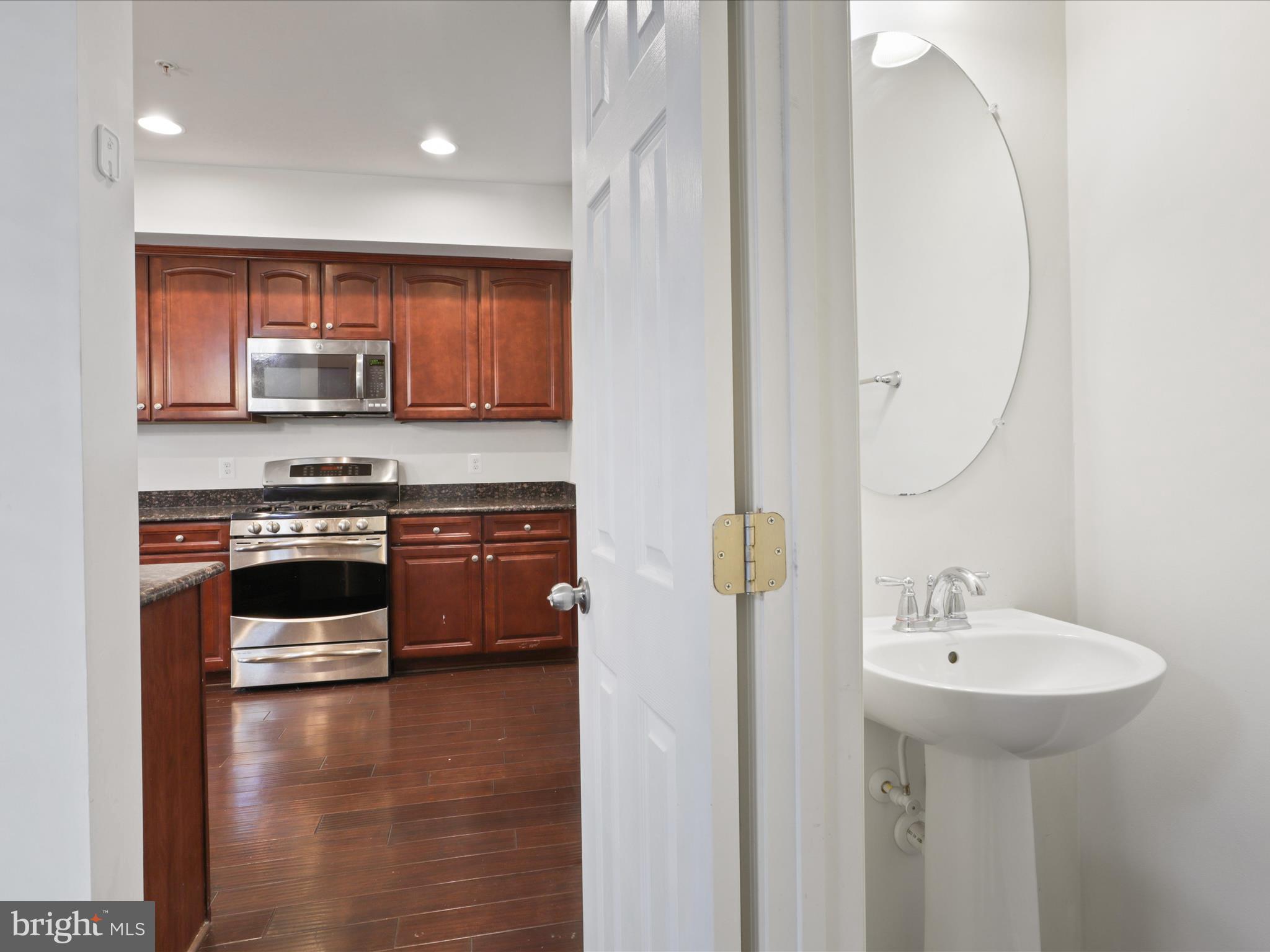 SUMMERWALK AT STONE RIDGE - Residential Lease