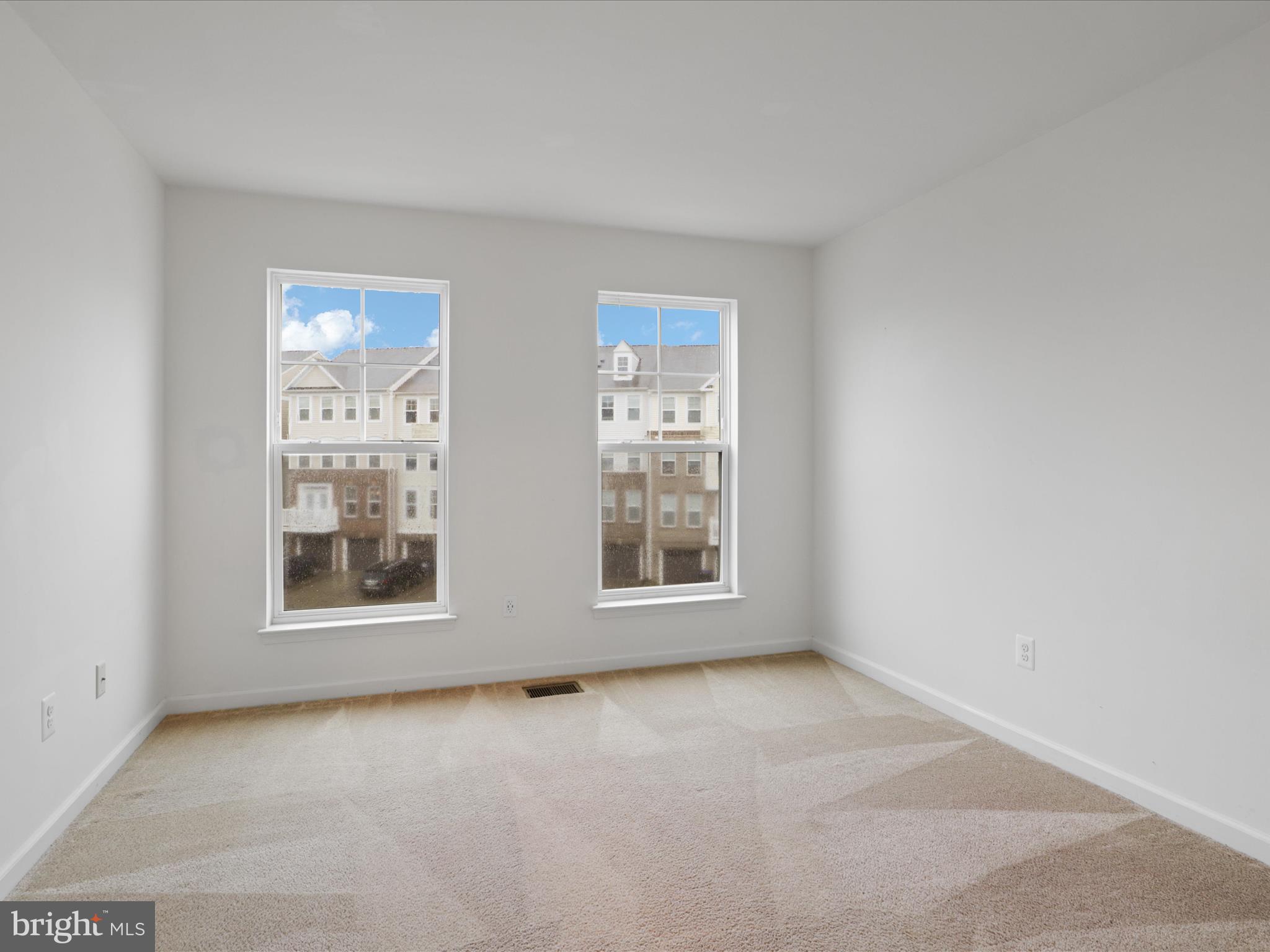 SUMMERWALK AT STONE RIDGE - Residential Lease