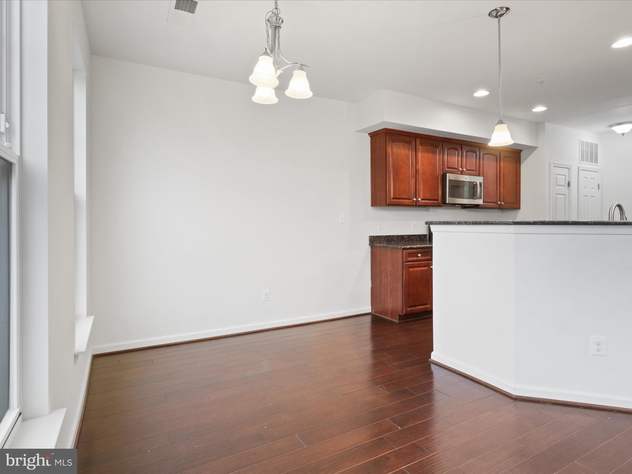 SUMMERWALK AT STONE RIDGE - Residential Lease