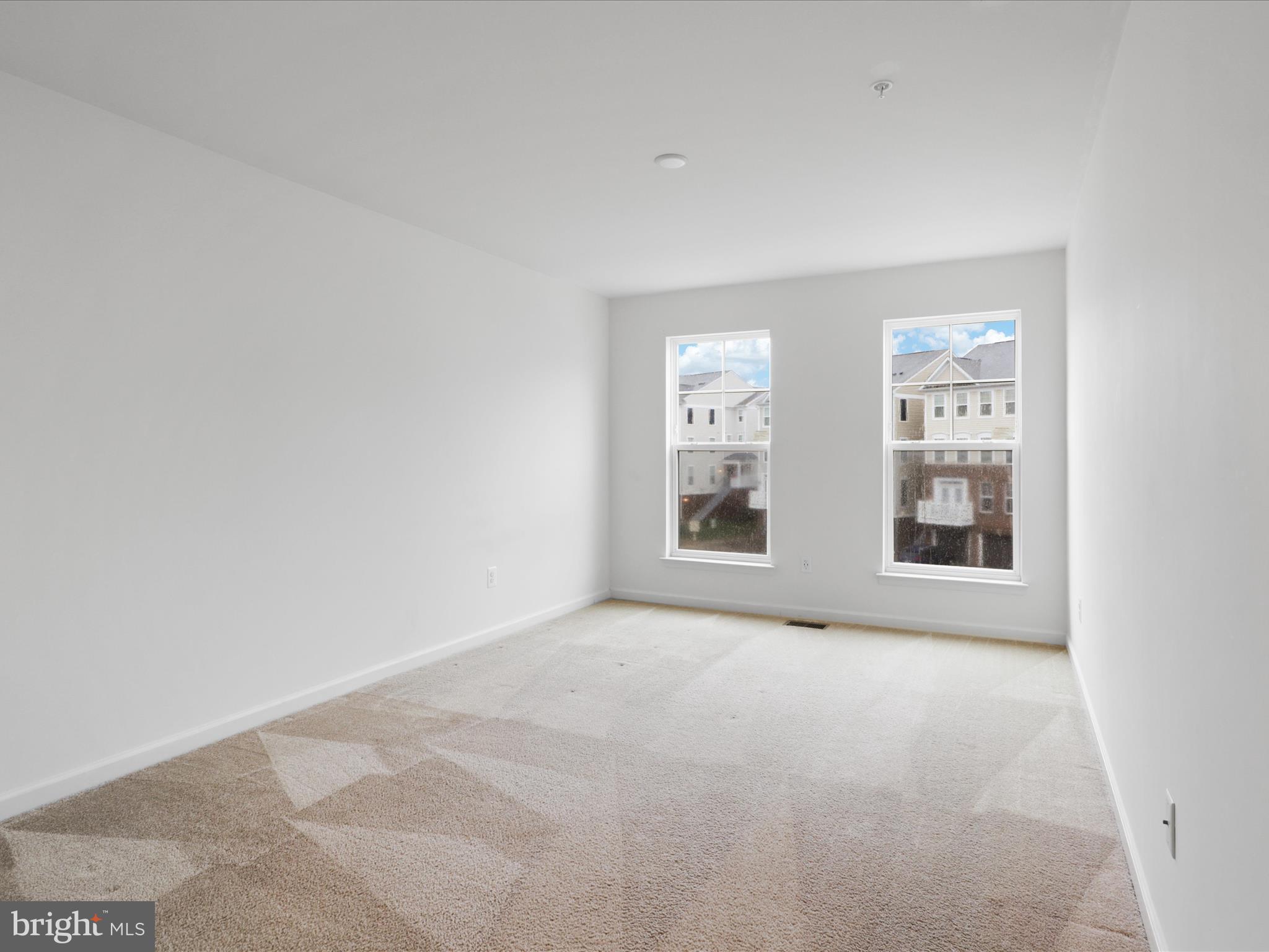 SUMMERWALK AT STONE RIDGE - Residential Lease