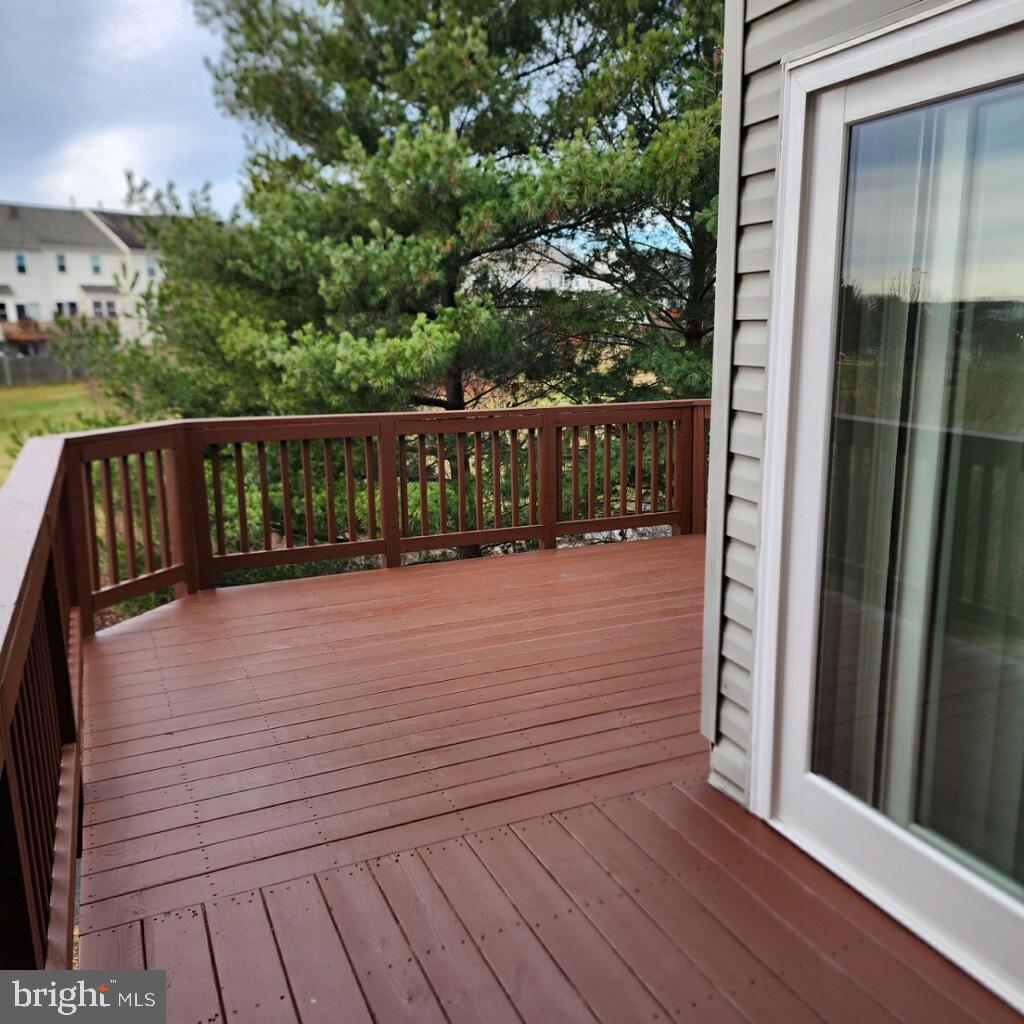 ASHBURN VILLAGE - Residential