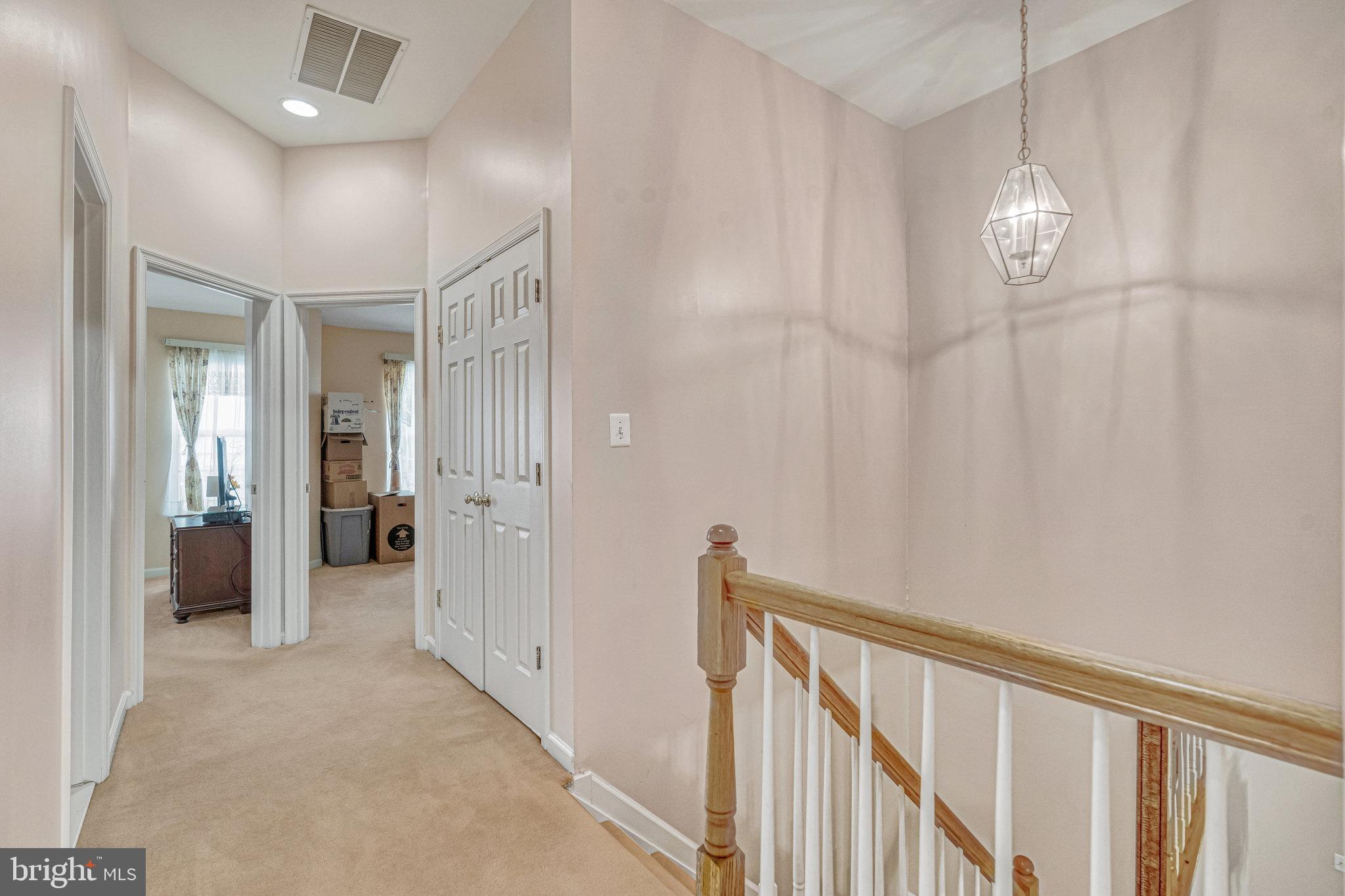 ASHBURN VILLAGE - Residential