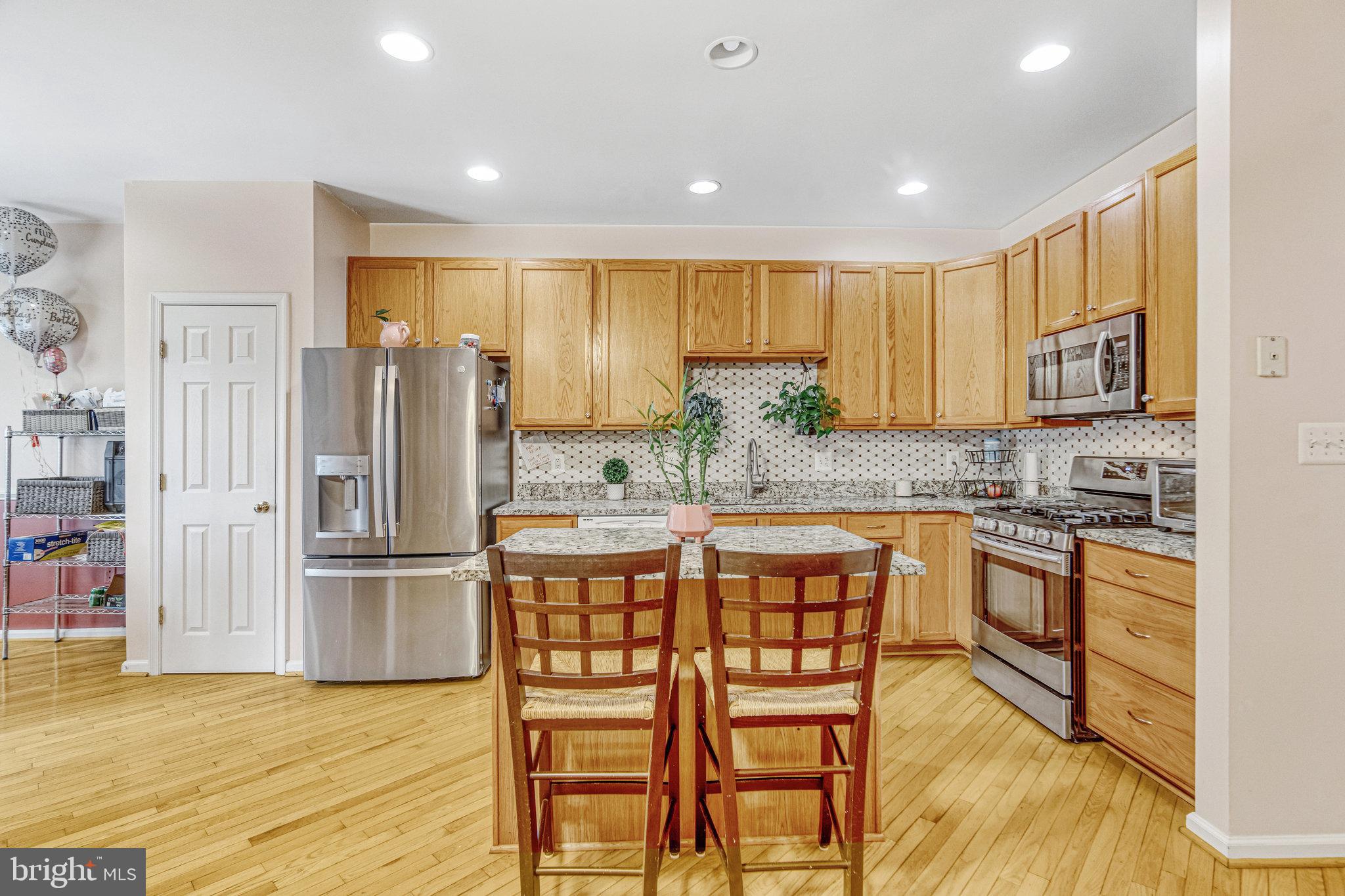 ASHBURN VILLAGE - Residential