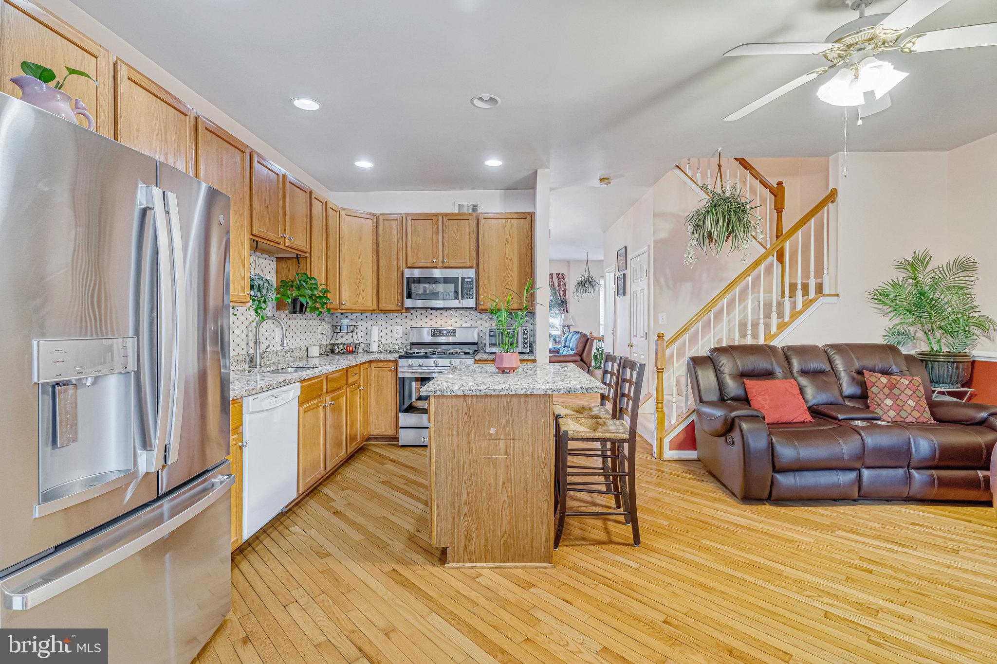 ASHBURN VILLAGE - Residential