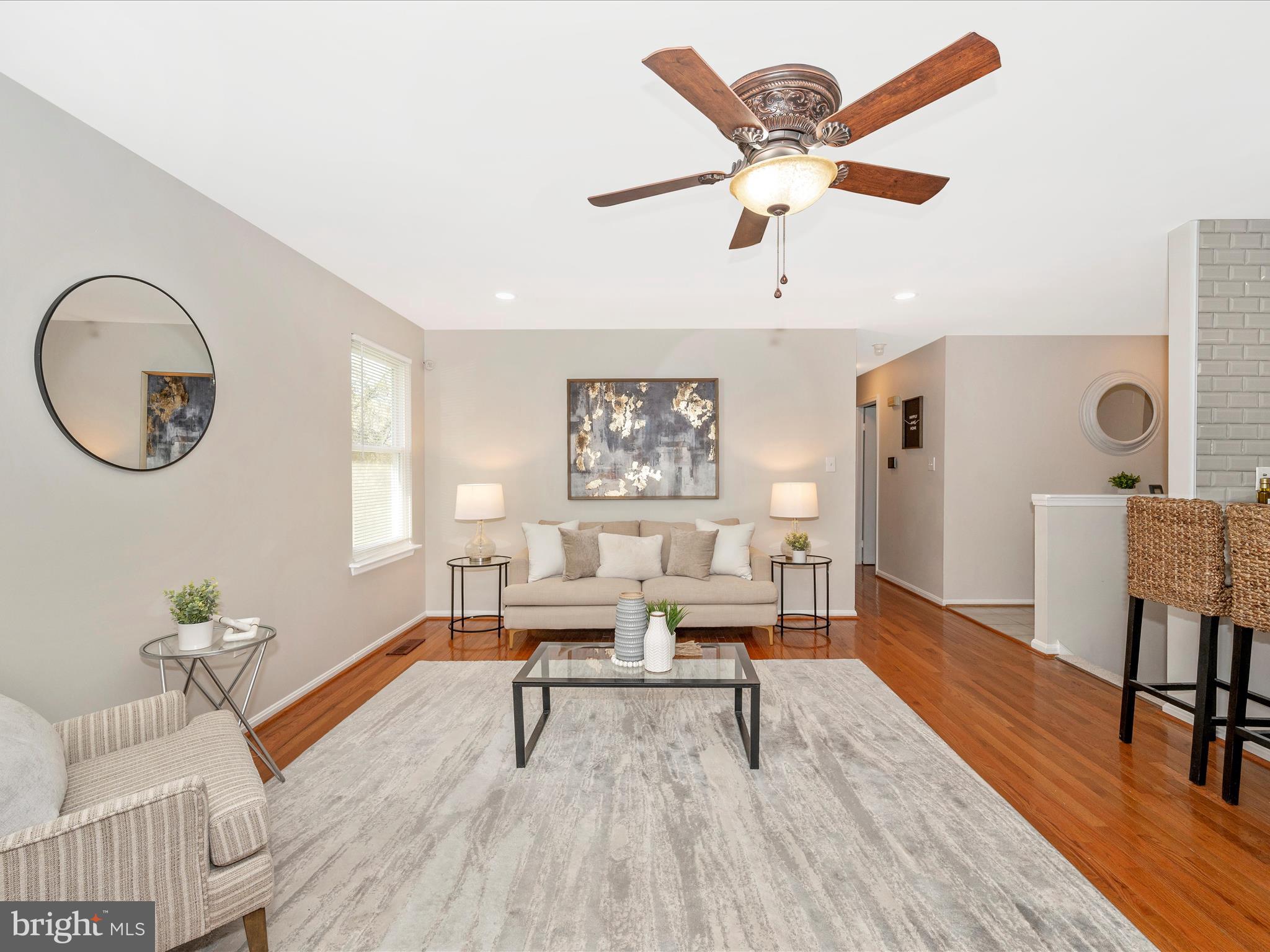 SQUIRES WOOD - Residential