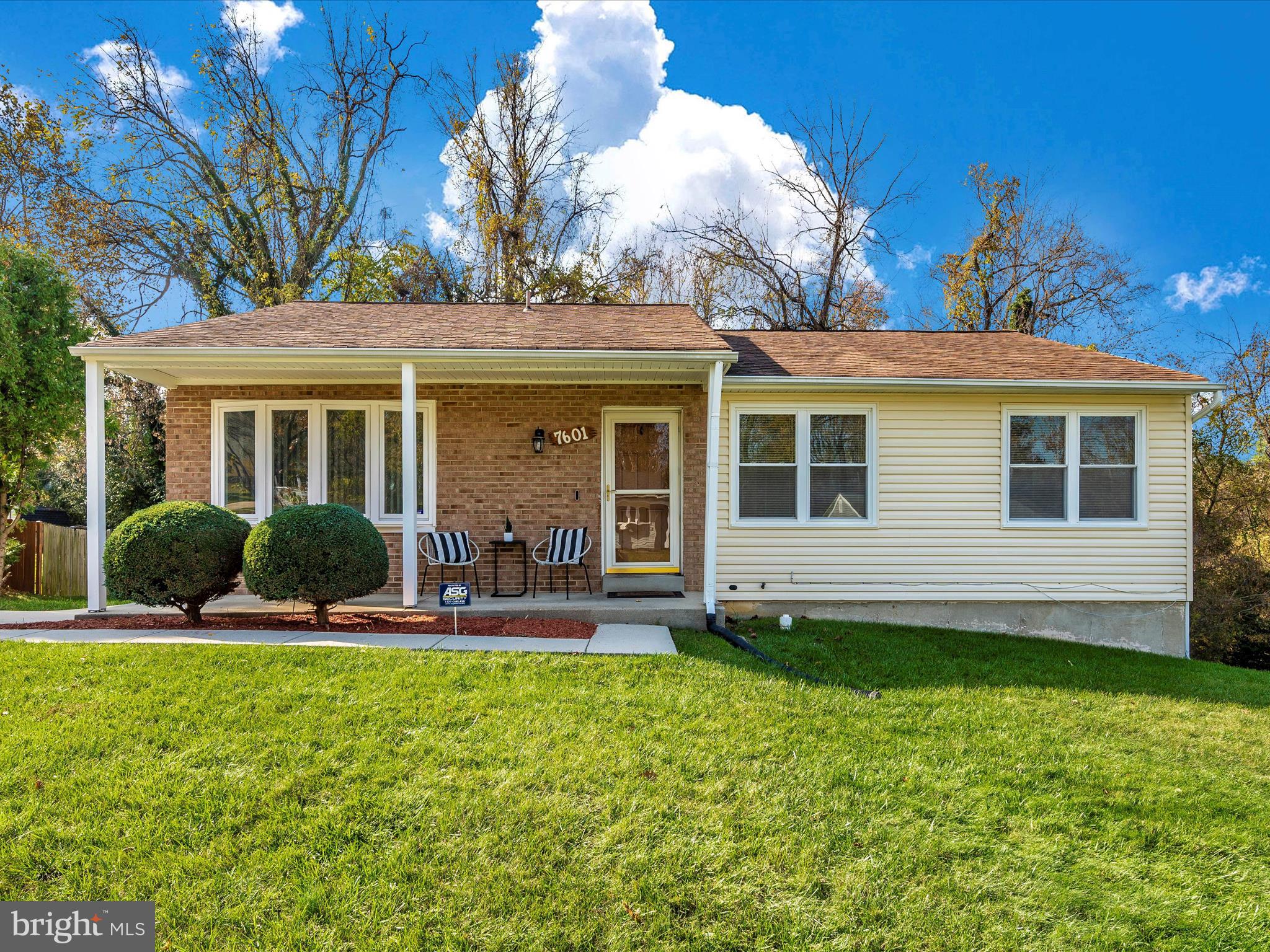 SQUIRES WOOD - Residential