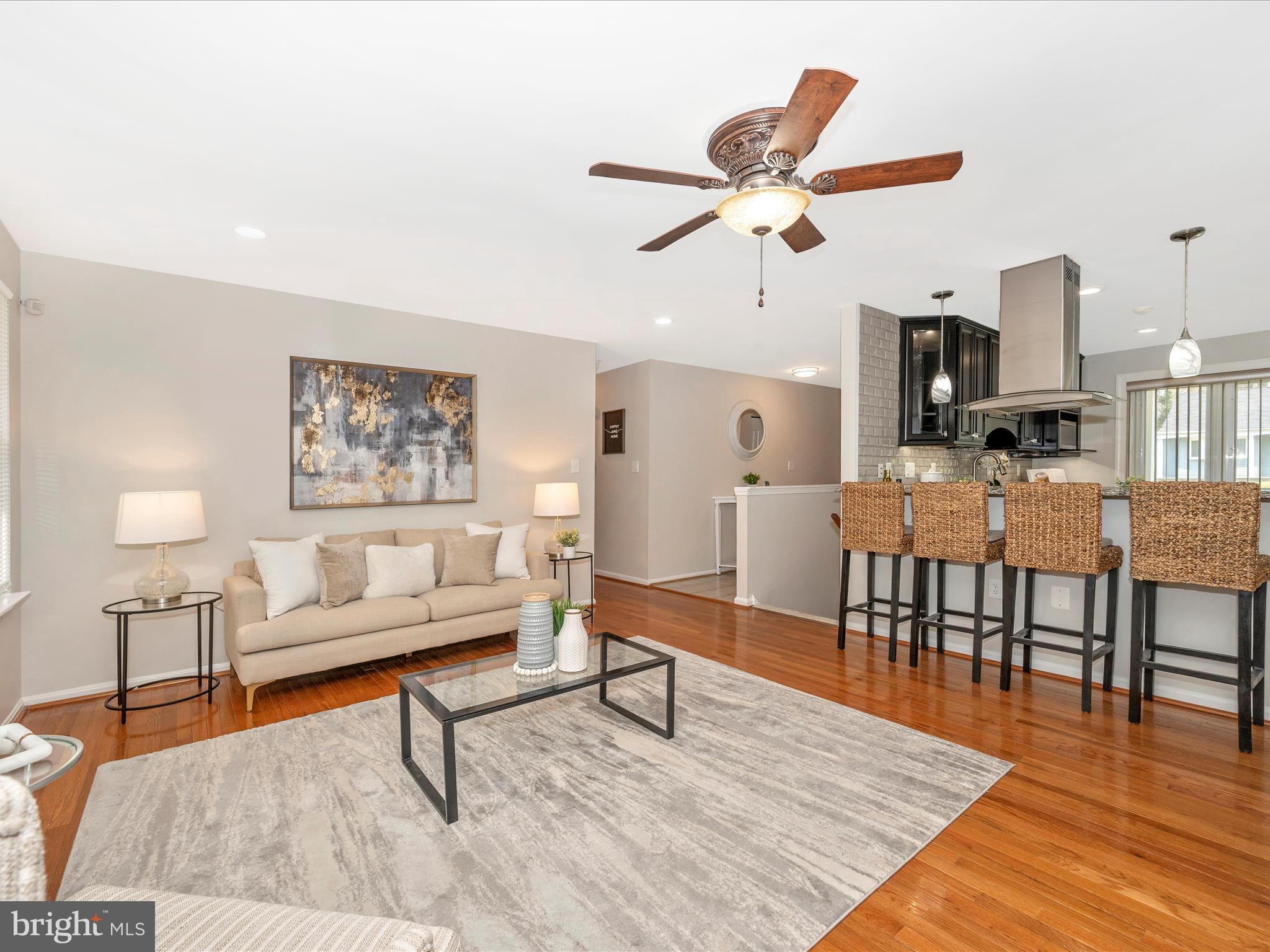 SQUIRES WOOD - Residential