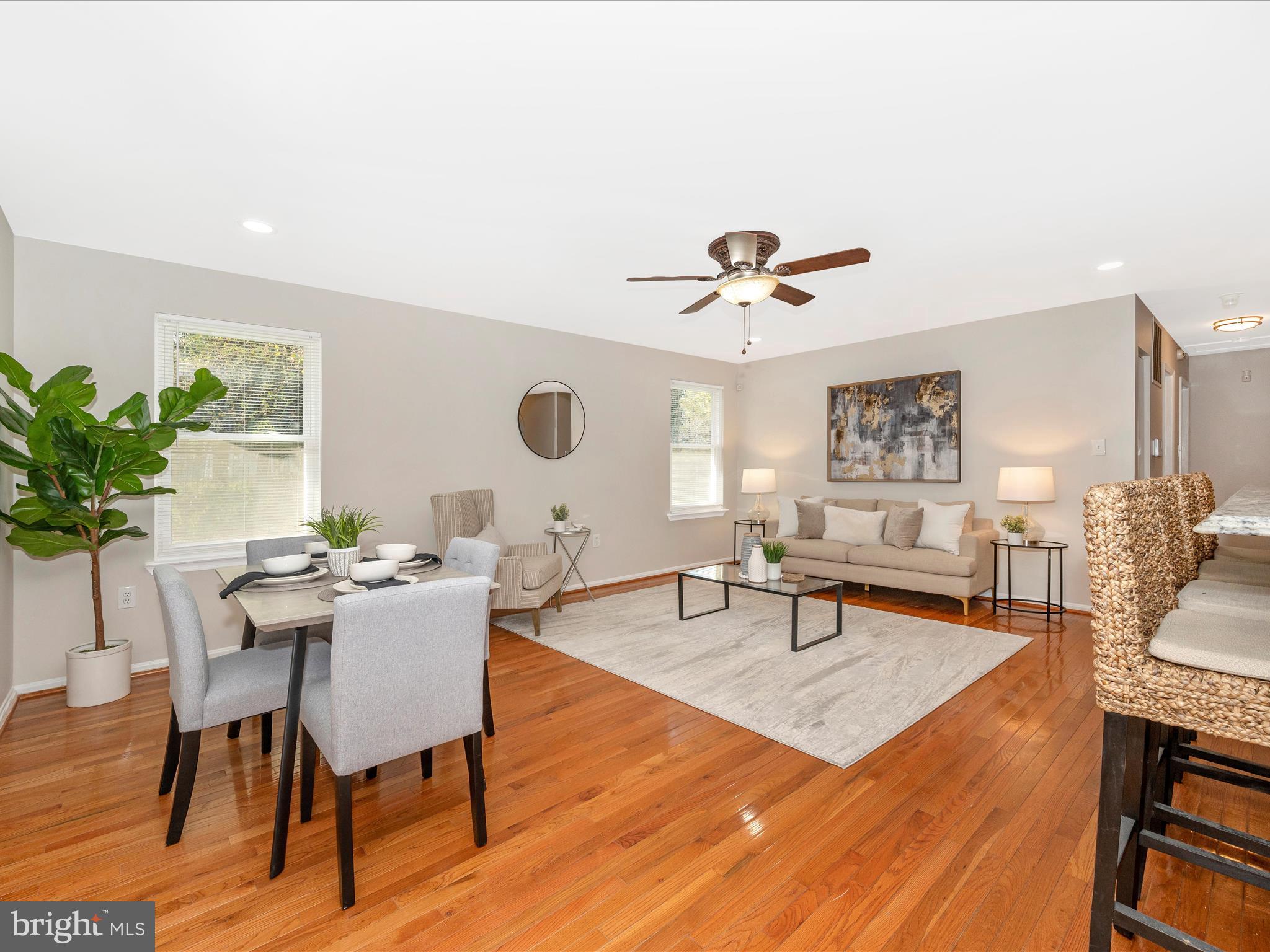 SQUIRES WOOD - Residential