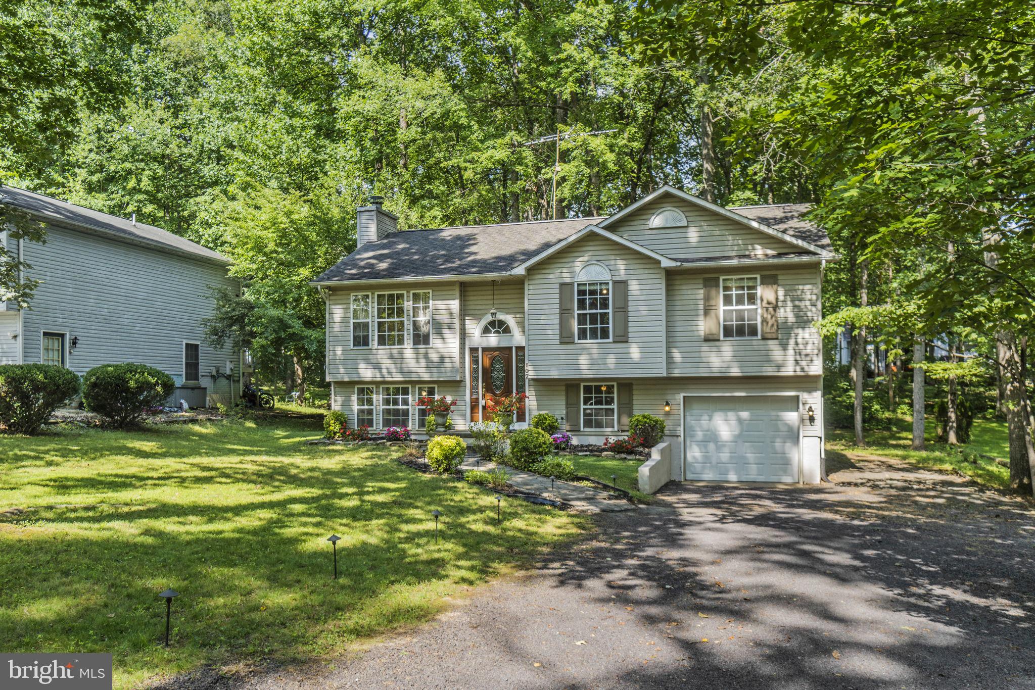 LAKE OF THE WOODS - Residential