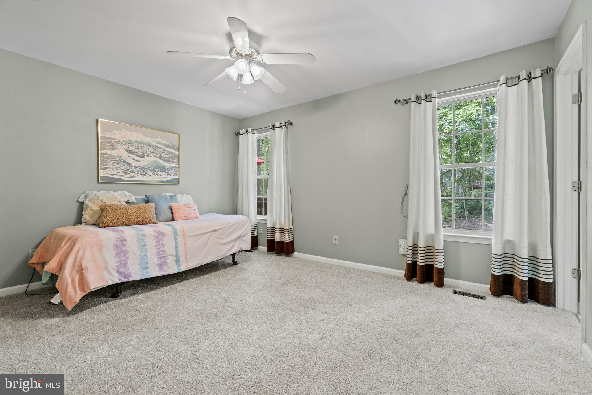 LAKE OF THE WOODS - Residential