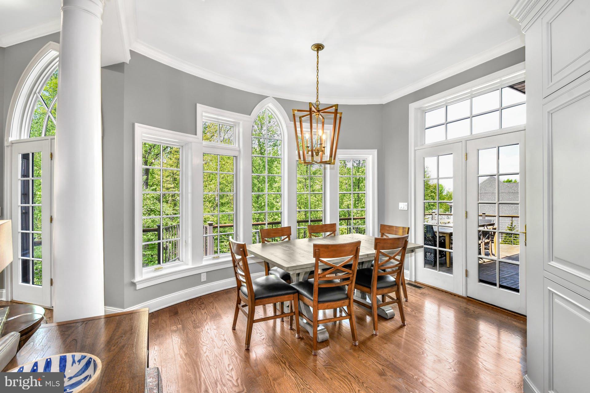 SADDLE RIDGE - Residential