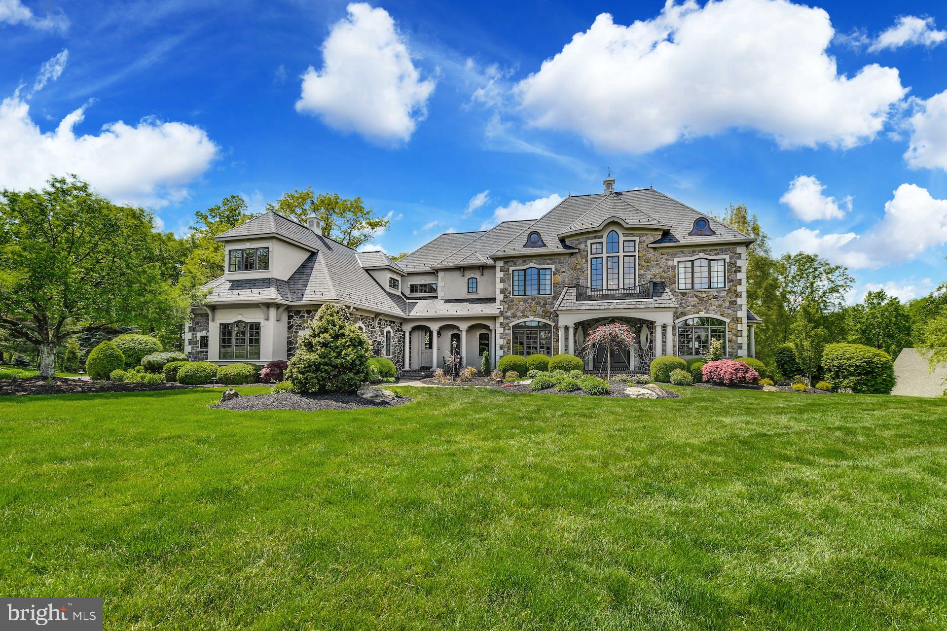 SADDLE RIDGE - Residential