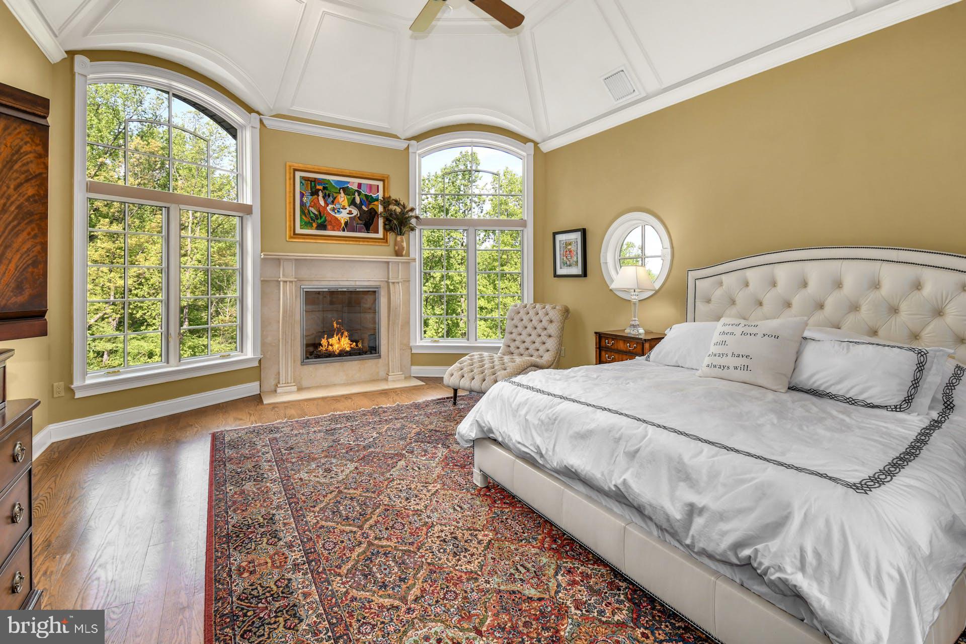 SADDLE RIDGE - Residential