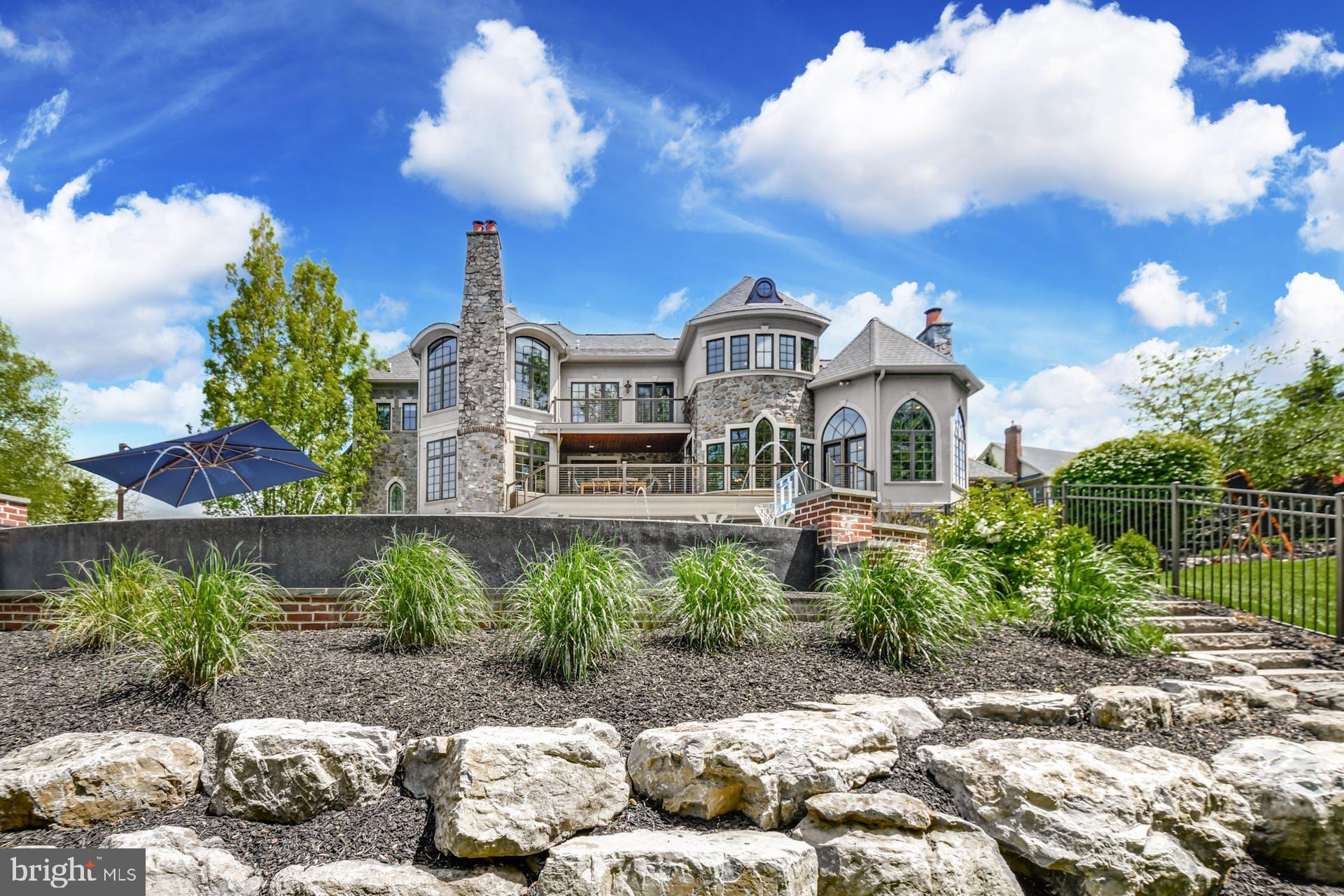 SADDLE RIDGE - Residential