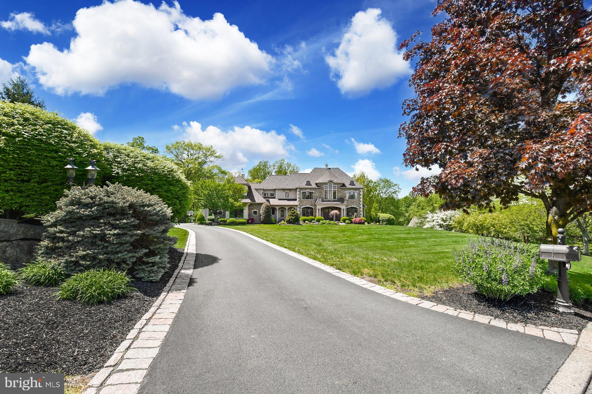 SADDLE RIDGE - Residential