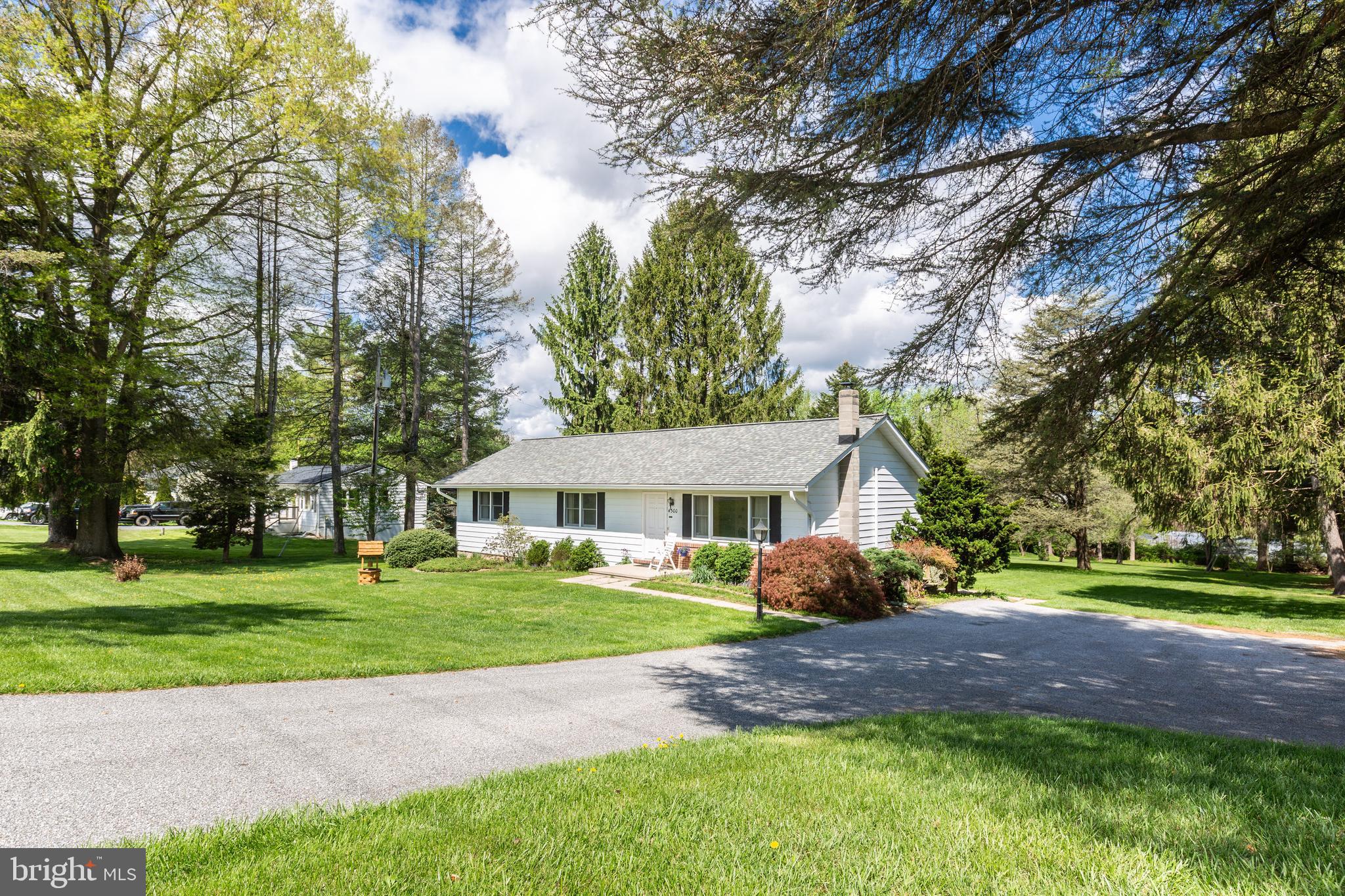 HAMPSTEAD - Residential