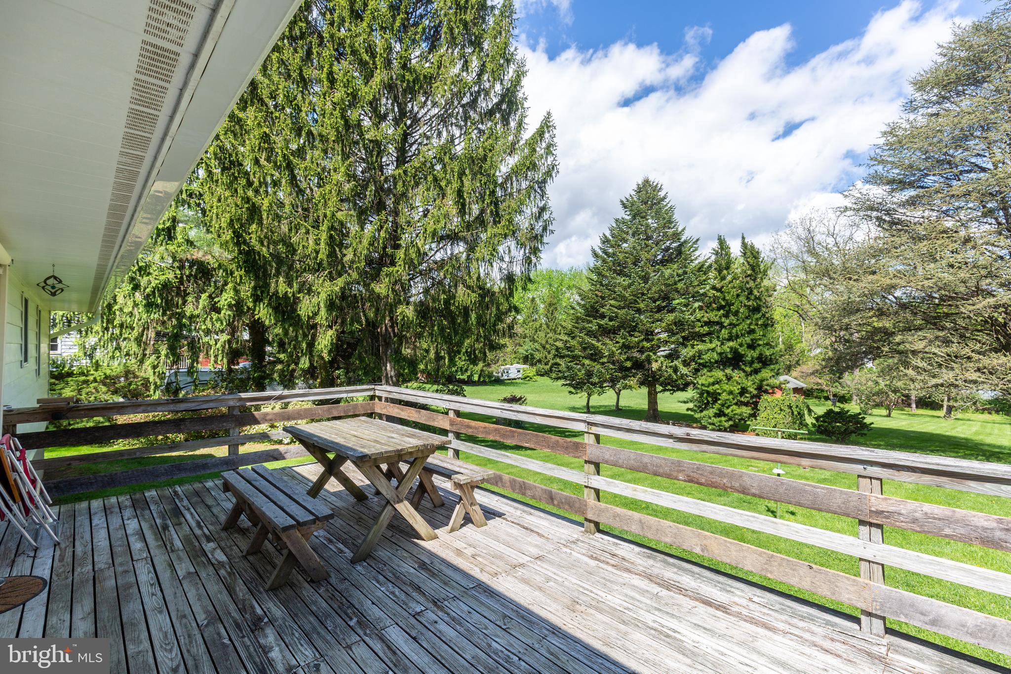 HAMPSTEAD - Residential