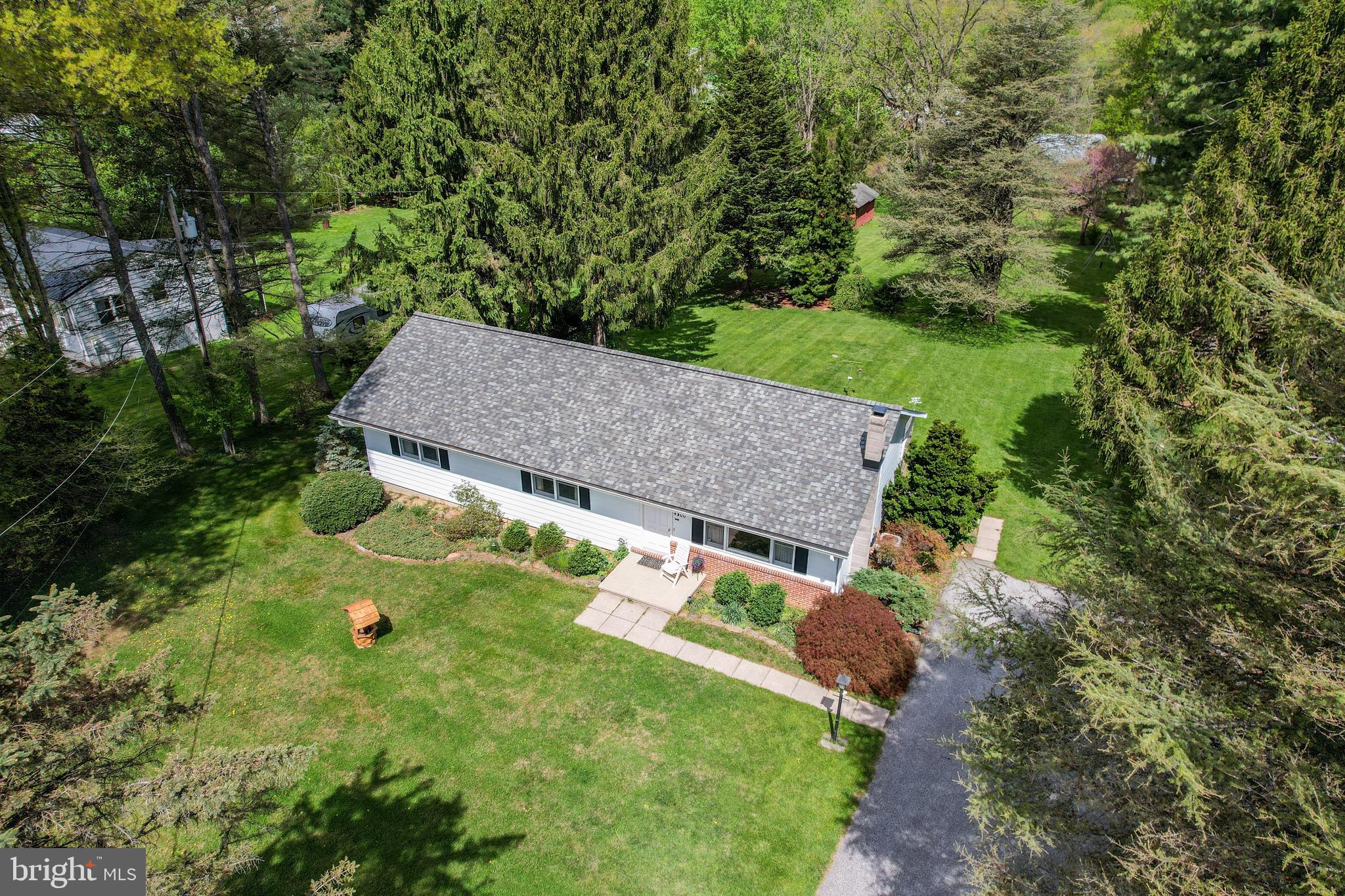 HAMPSTEAD - Residential