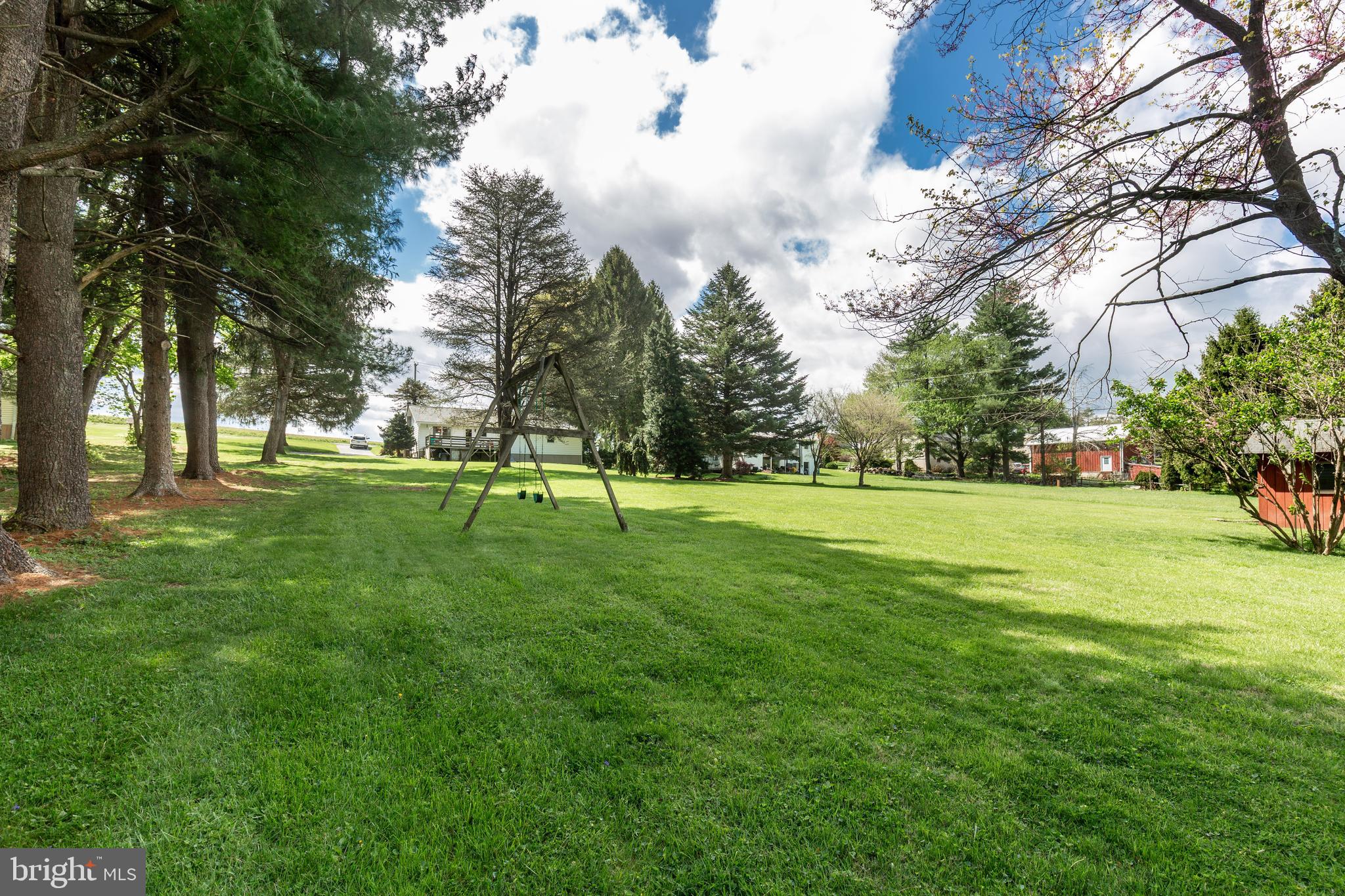 HAMPSTEAD - Residential