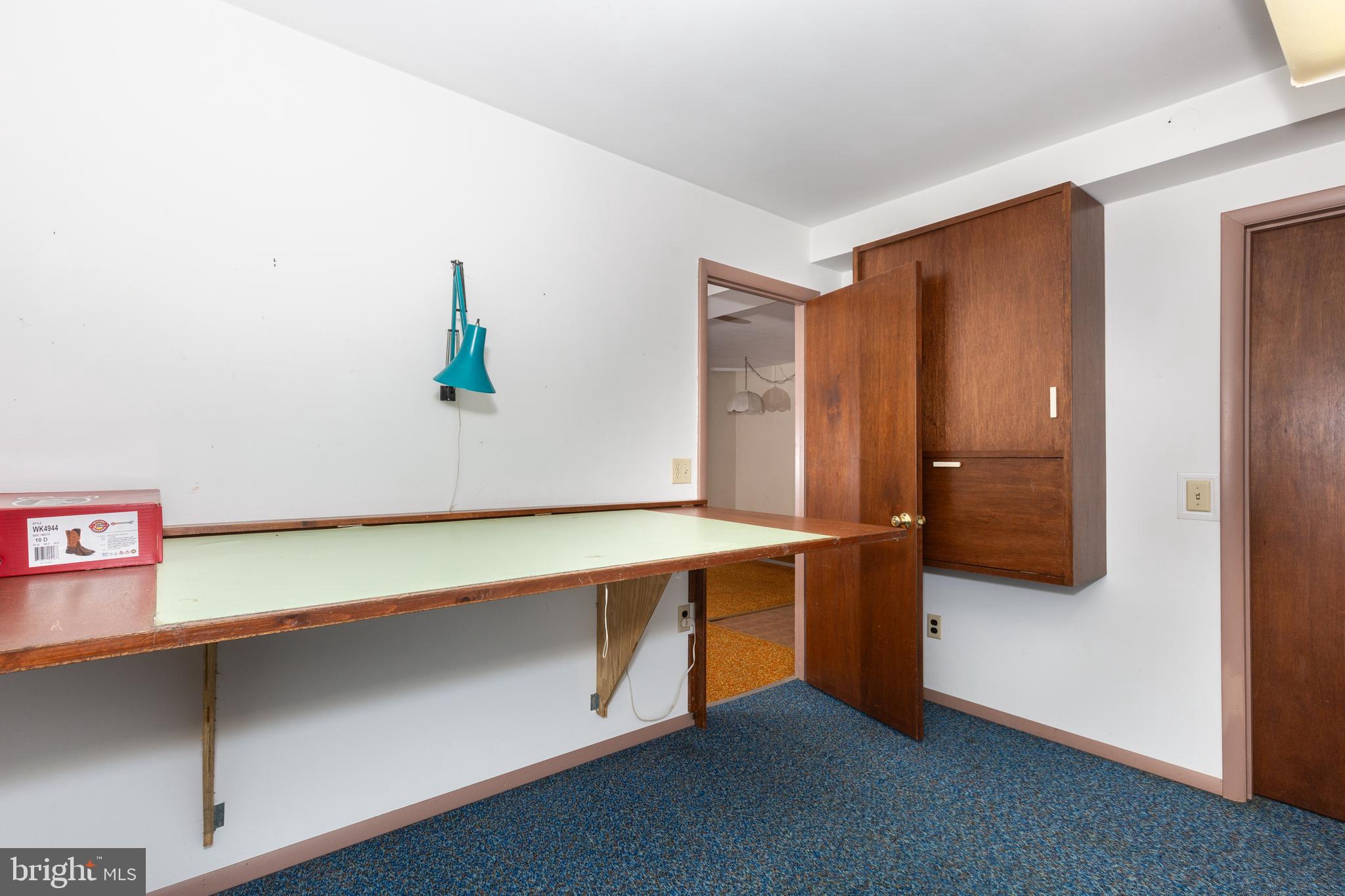 HAMPSTEAD - Residential