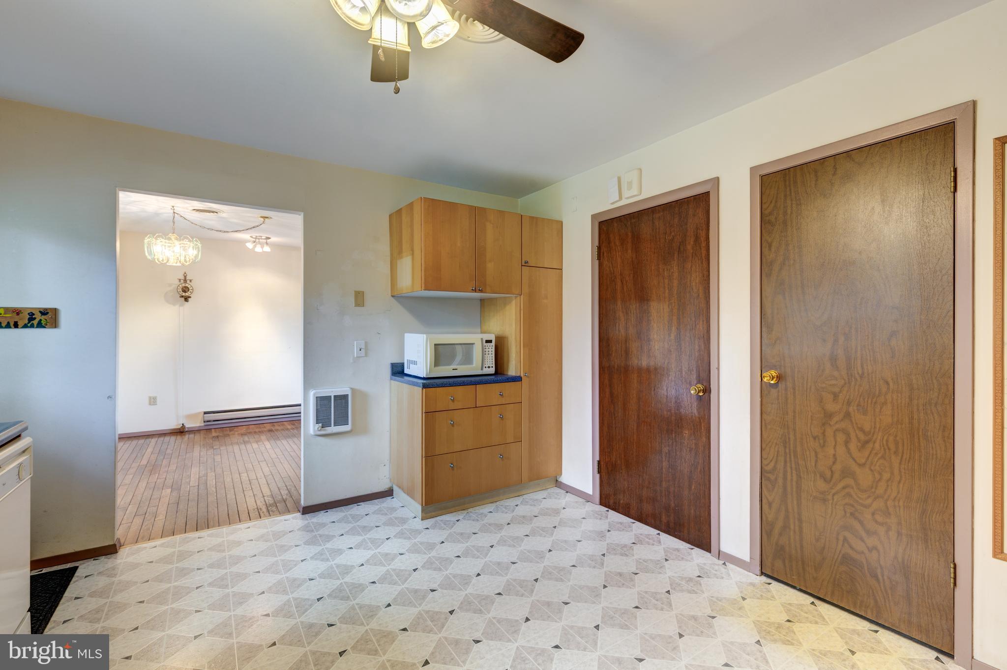 HAMPSTEAD - Residential