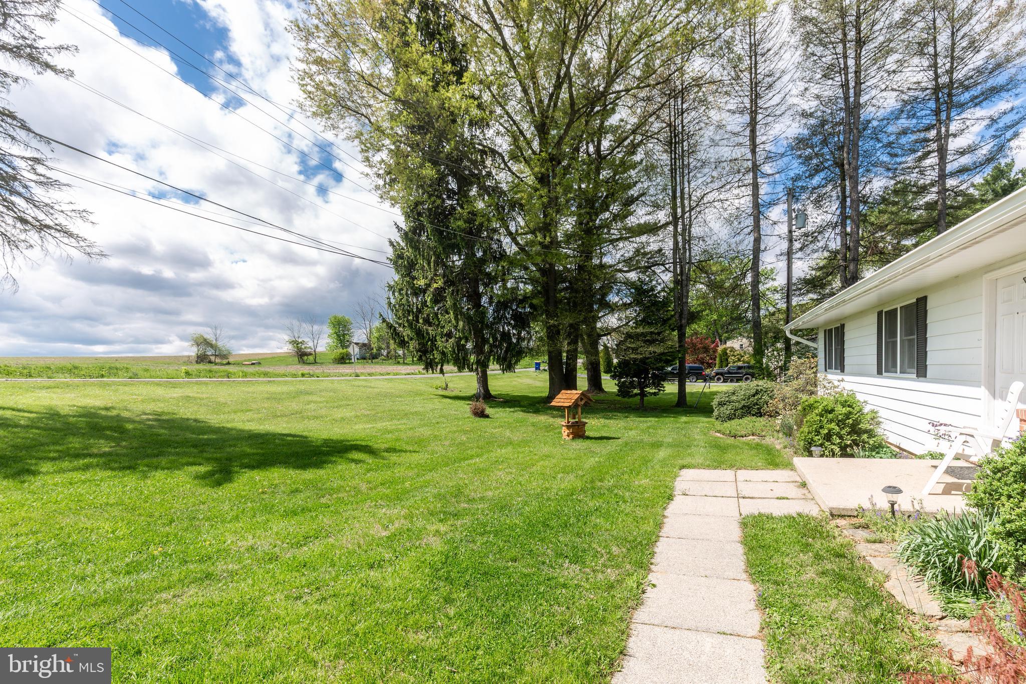 HAMPSTEAD - Residential