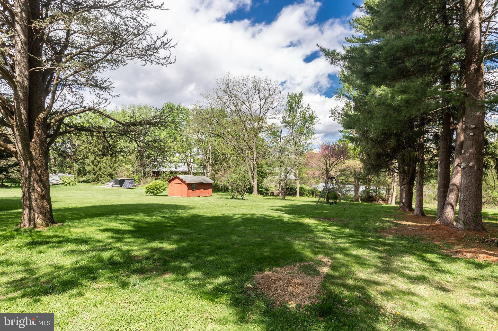 HAMPSTEAD - Residential