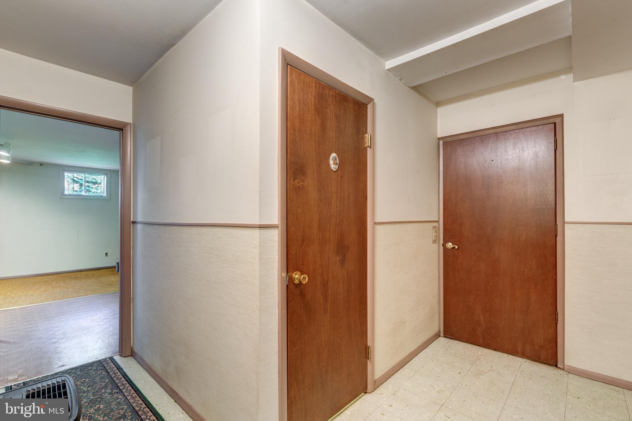 HAMPSTEAD - Residential