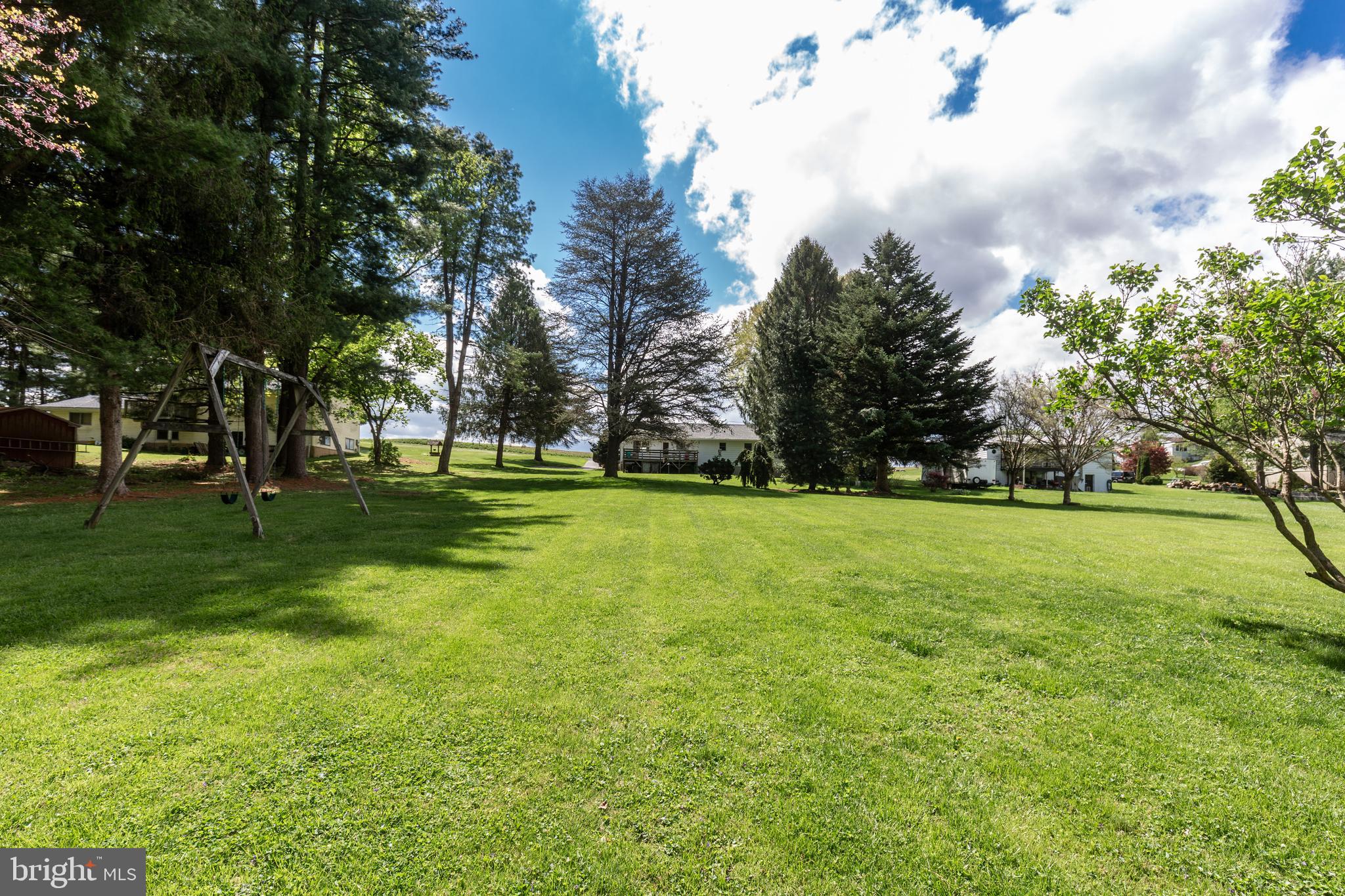 HAMPSTEAD - Residential