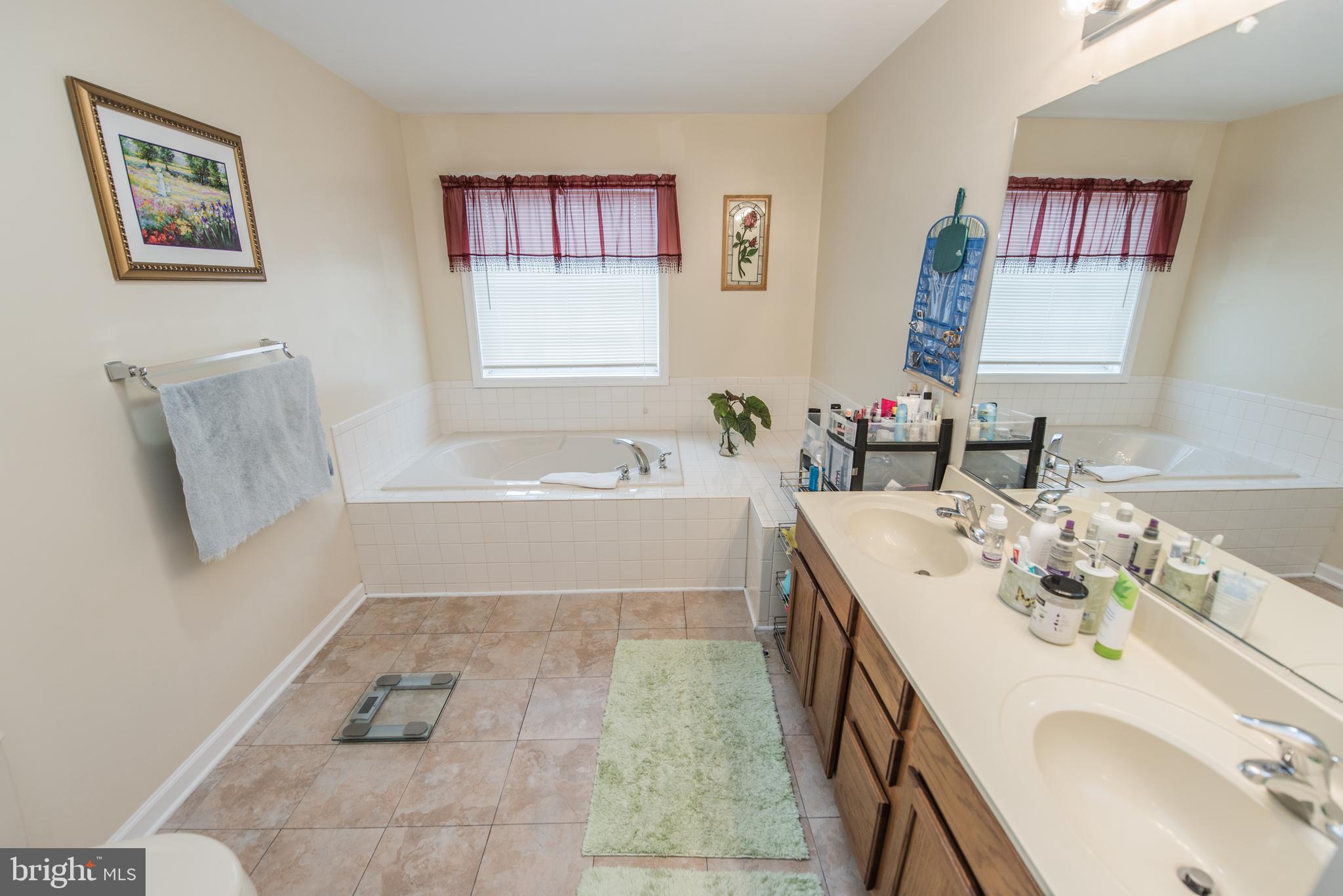 BRIDLE CREEK - Residential