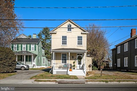 306 E MAIN STREET BERRYVILLE VA 22611