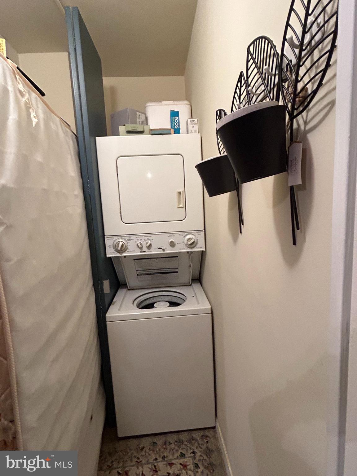 TUSCANY-CANTERBURY - Residential