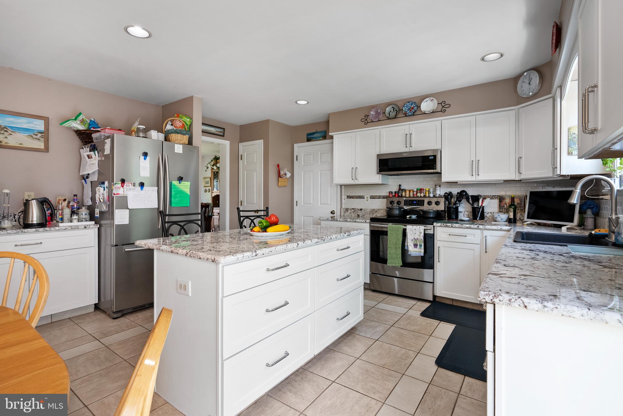 THE FIELDS AT MONT - Residential