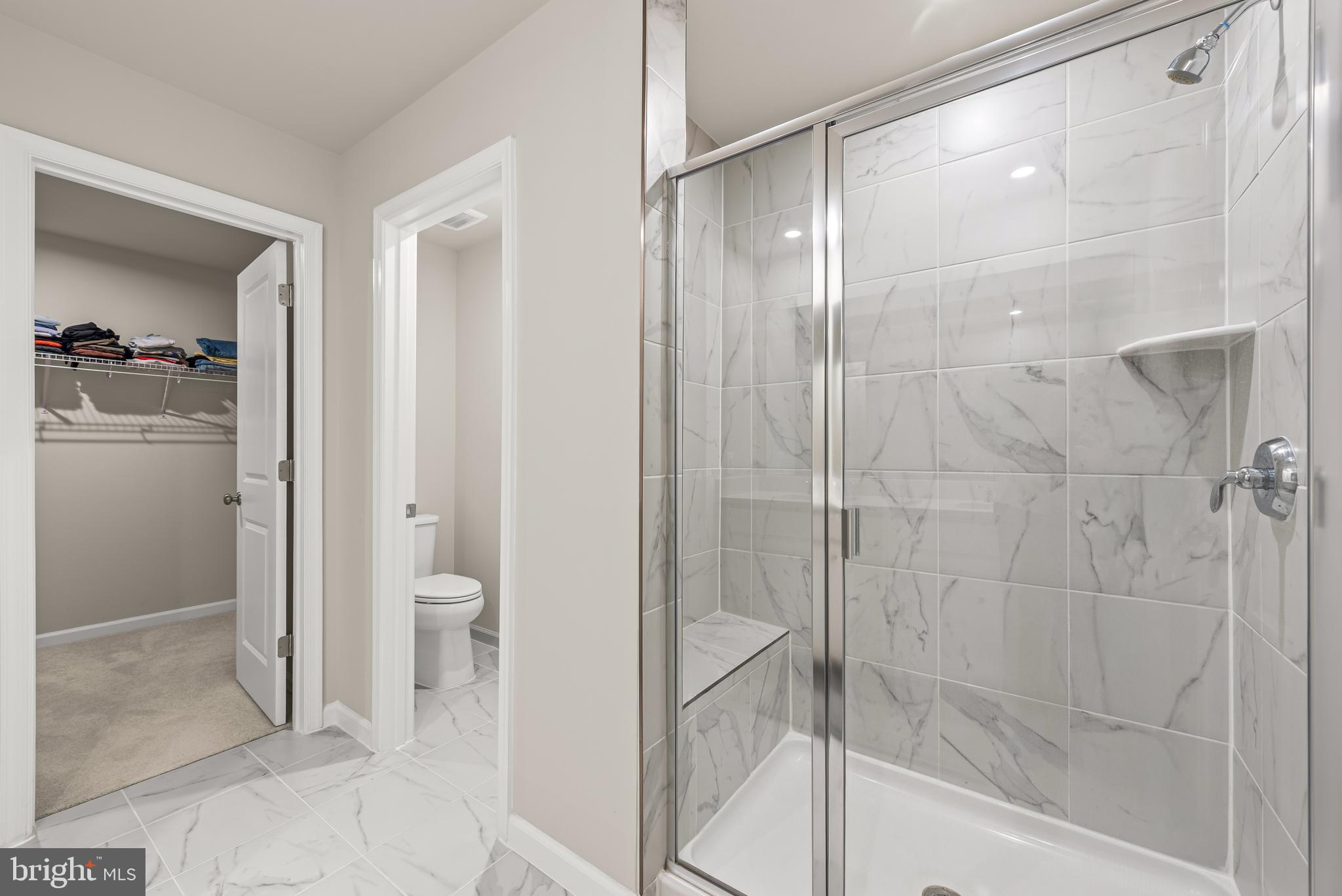 PRESIDENTS POINTE - Residential Lease