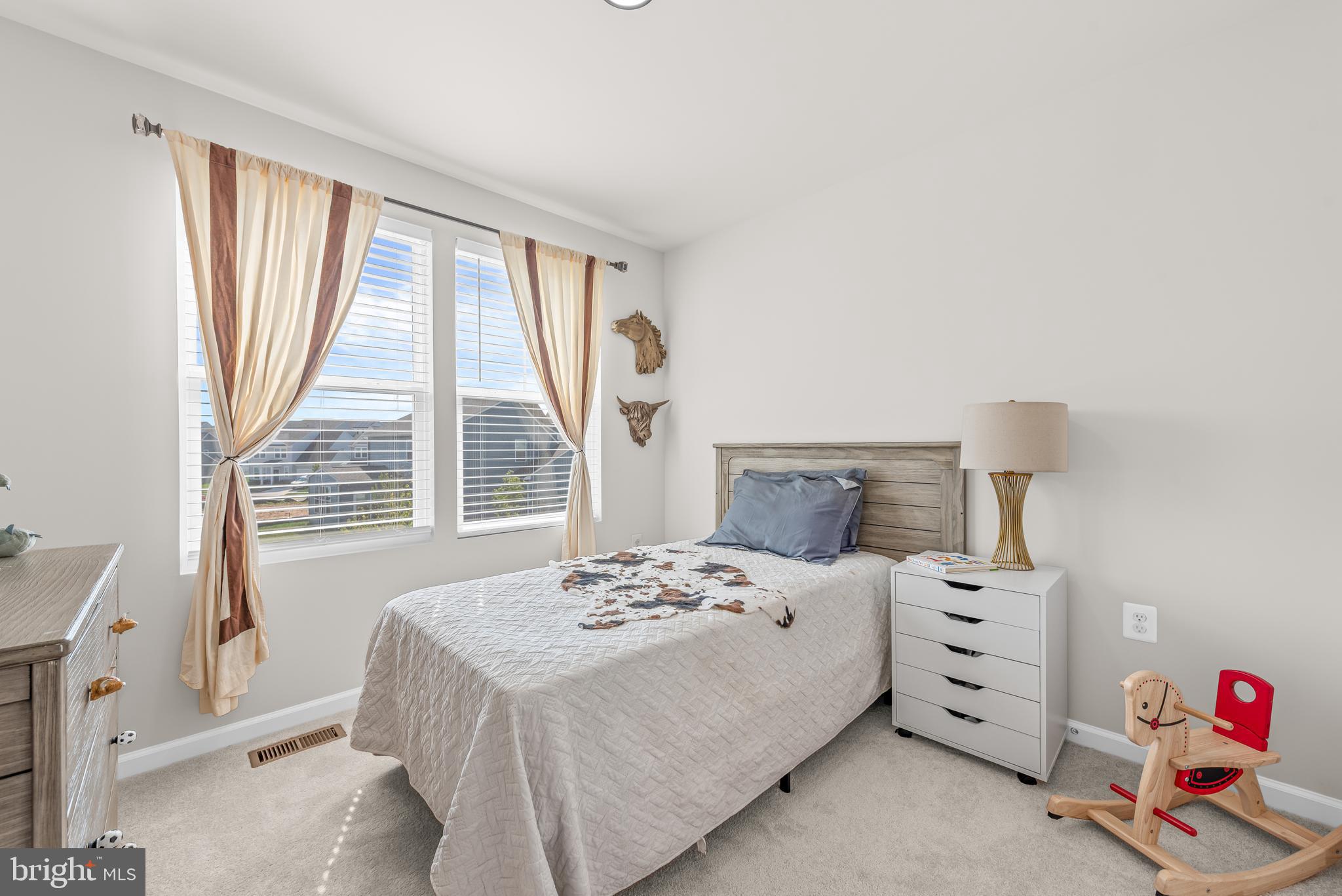 PRESIDENTS POINTE - Residential Lease