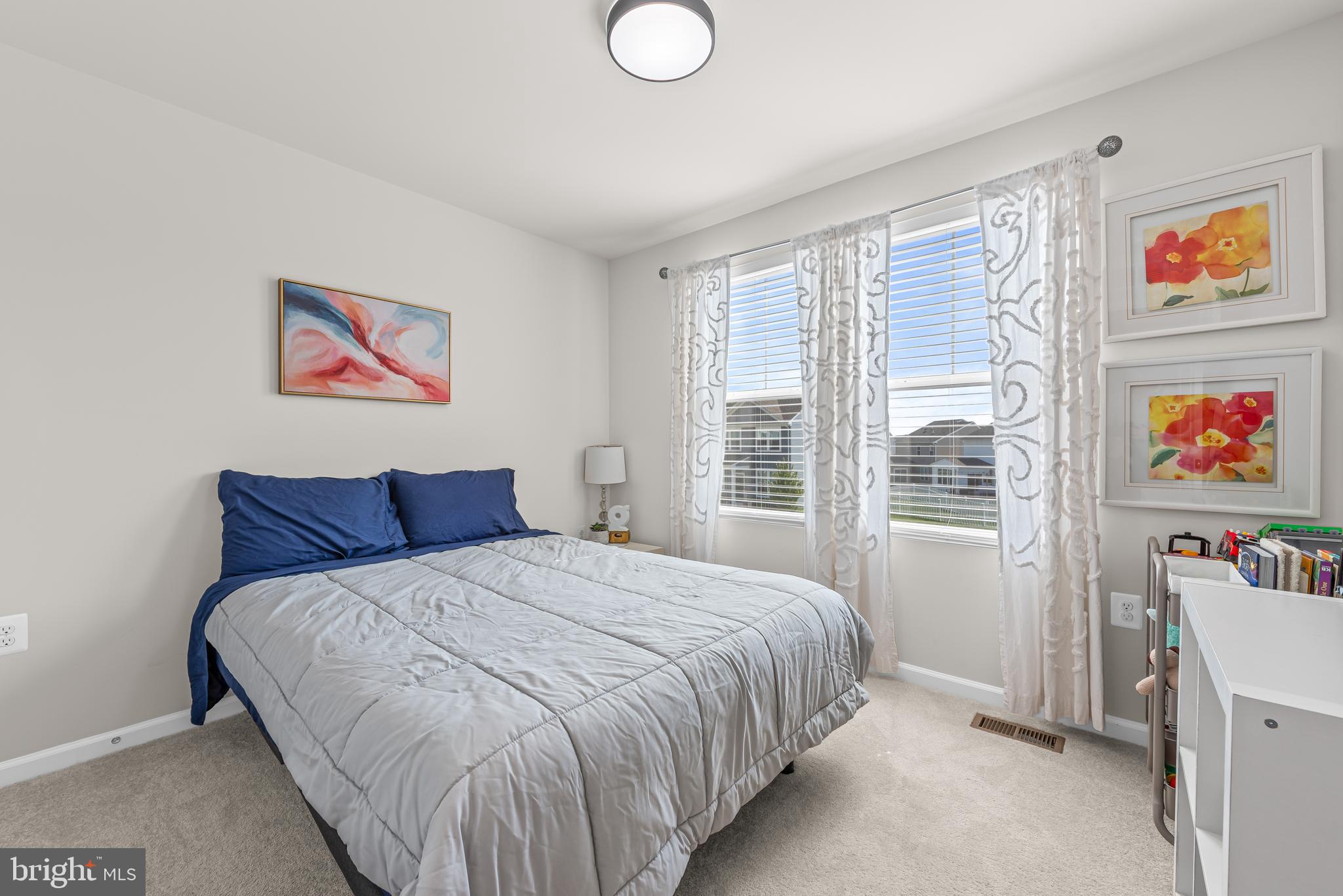 PRESIDENTS POINTE - Residential Lease