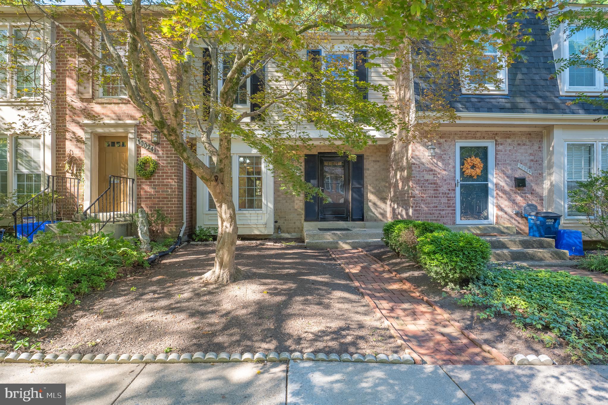 10026 MAPLE LEAF DRIVE