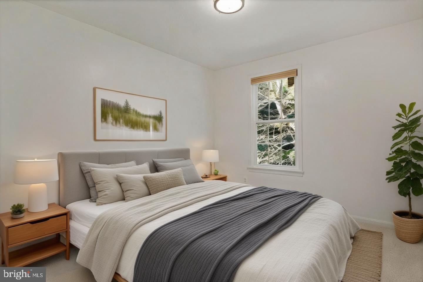 SHADOW OAK - Residential