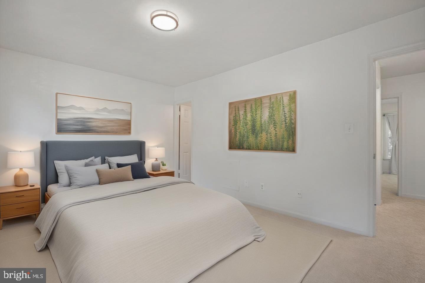 SHADOW OAK - Residential