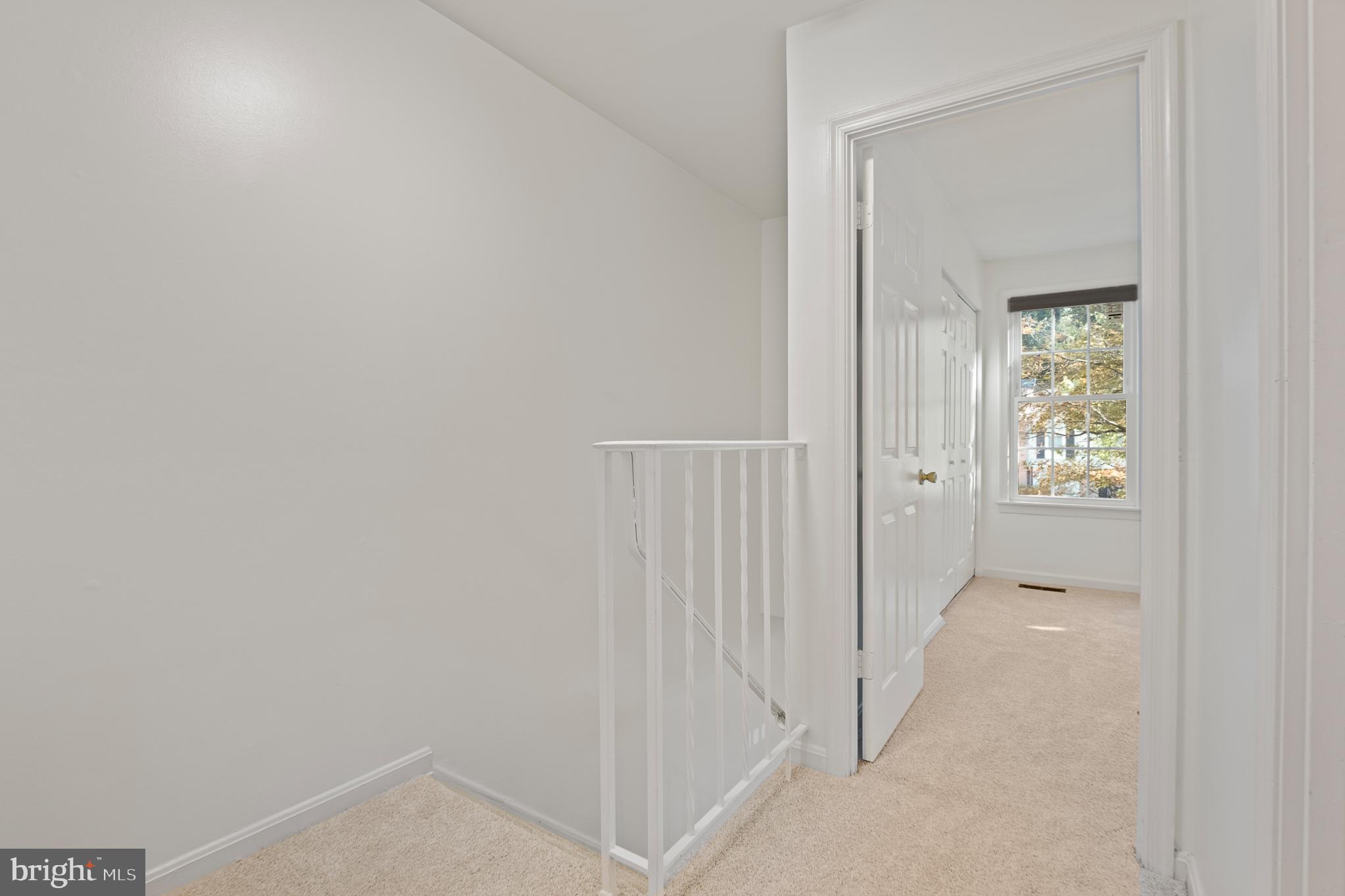 SHADOW OAK - Residential