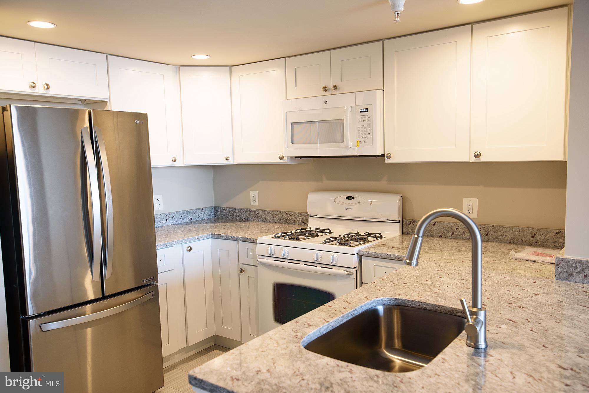 GALLERY AT WHITE FLINT - Residential Lease