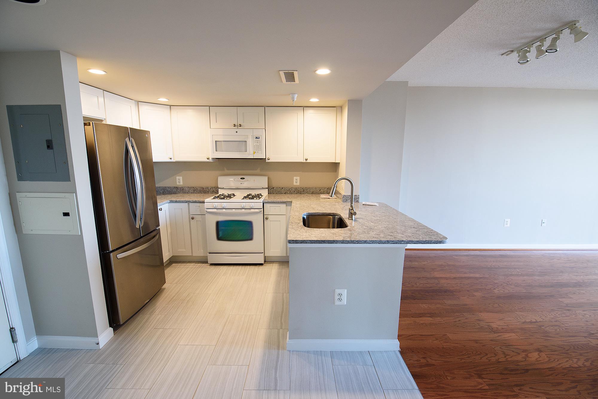 GALLERY AT WHITE FLINT - Residential Lease