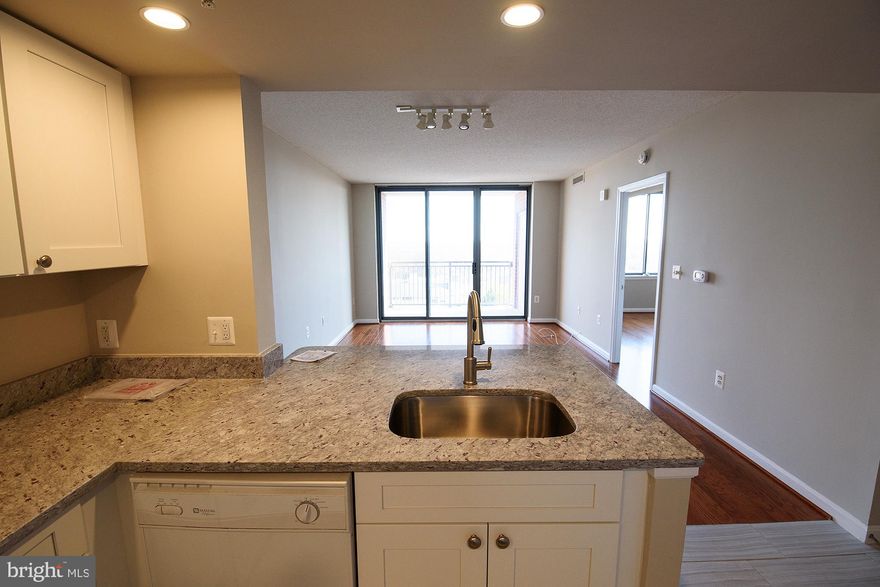 Like New. Beautiful 1 BR and 1BA in Gallery at White Flint. 1 guarded underground garage space. #396. Close to Metro and all shopping stores and to DC. Community amenities: 24 front desk, outdoor pool, picnic area and fitness center. Best rental price.