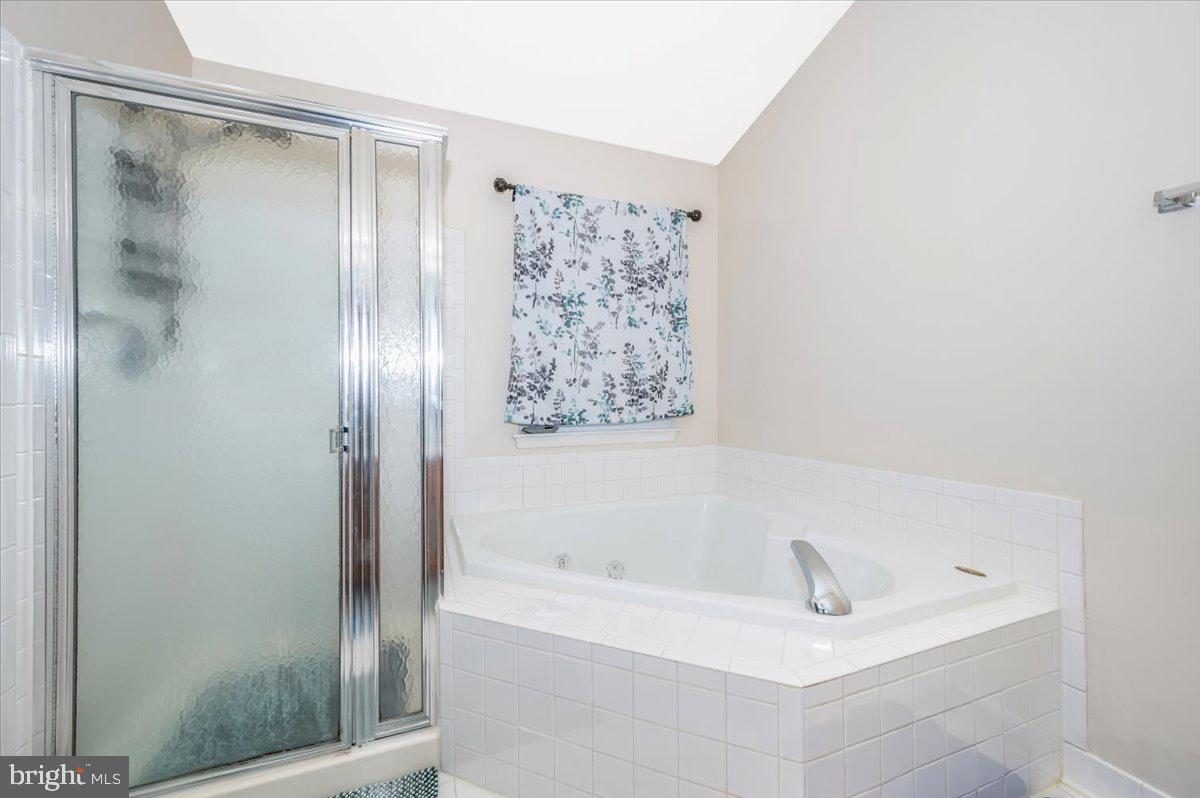 RUSSETT - Residential