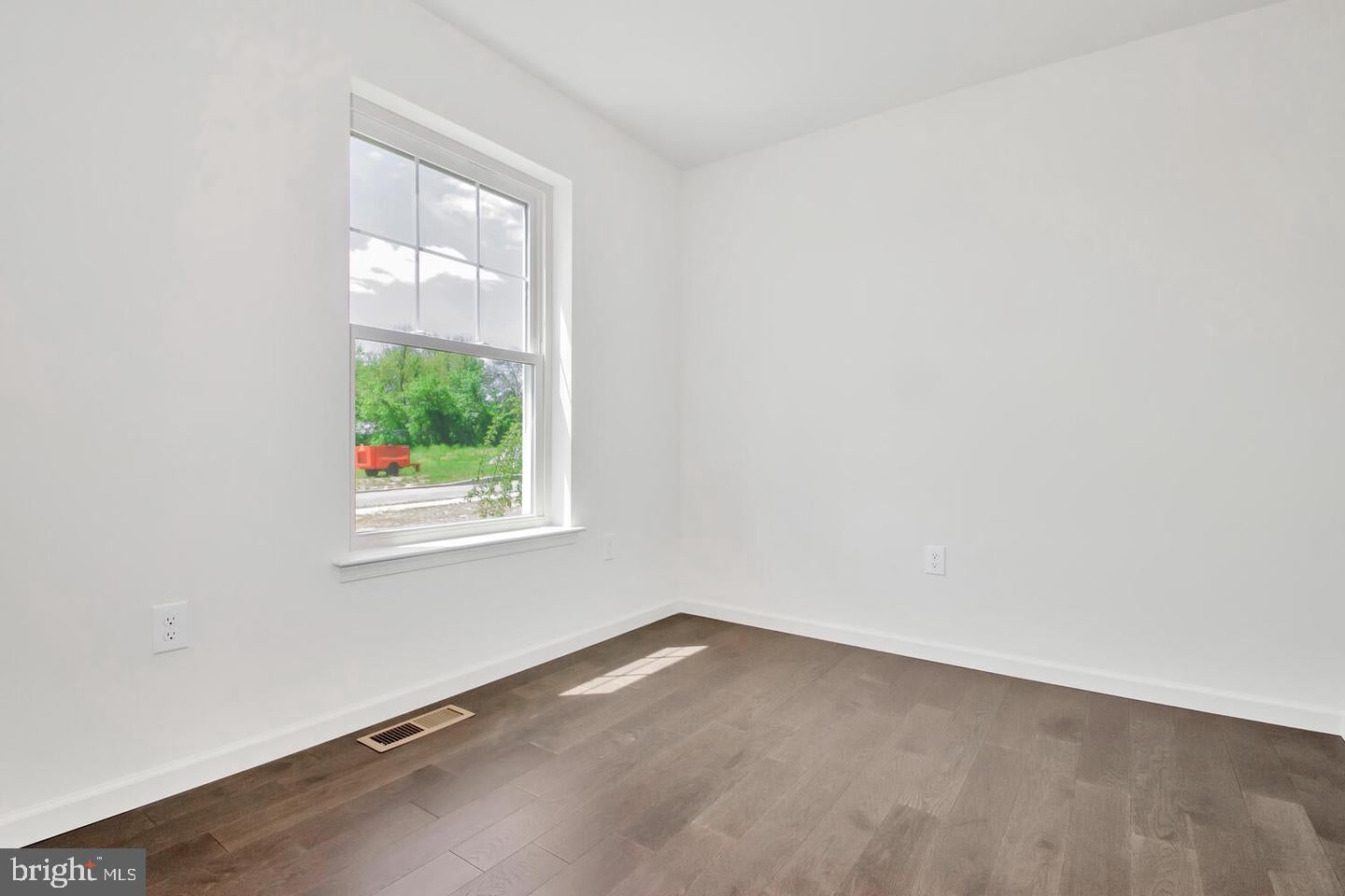 620 S SMITH DRIVE C (HEMLOCK)