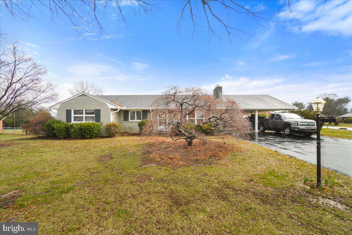 TAMMANY MANOR - Residential