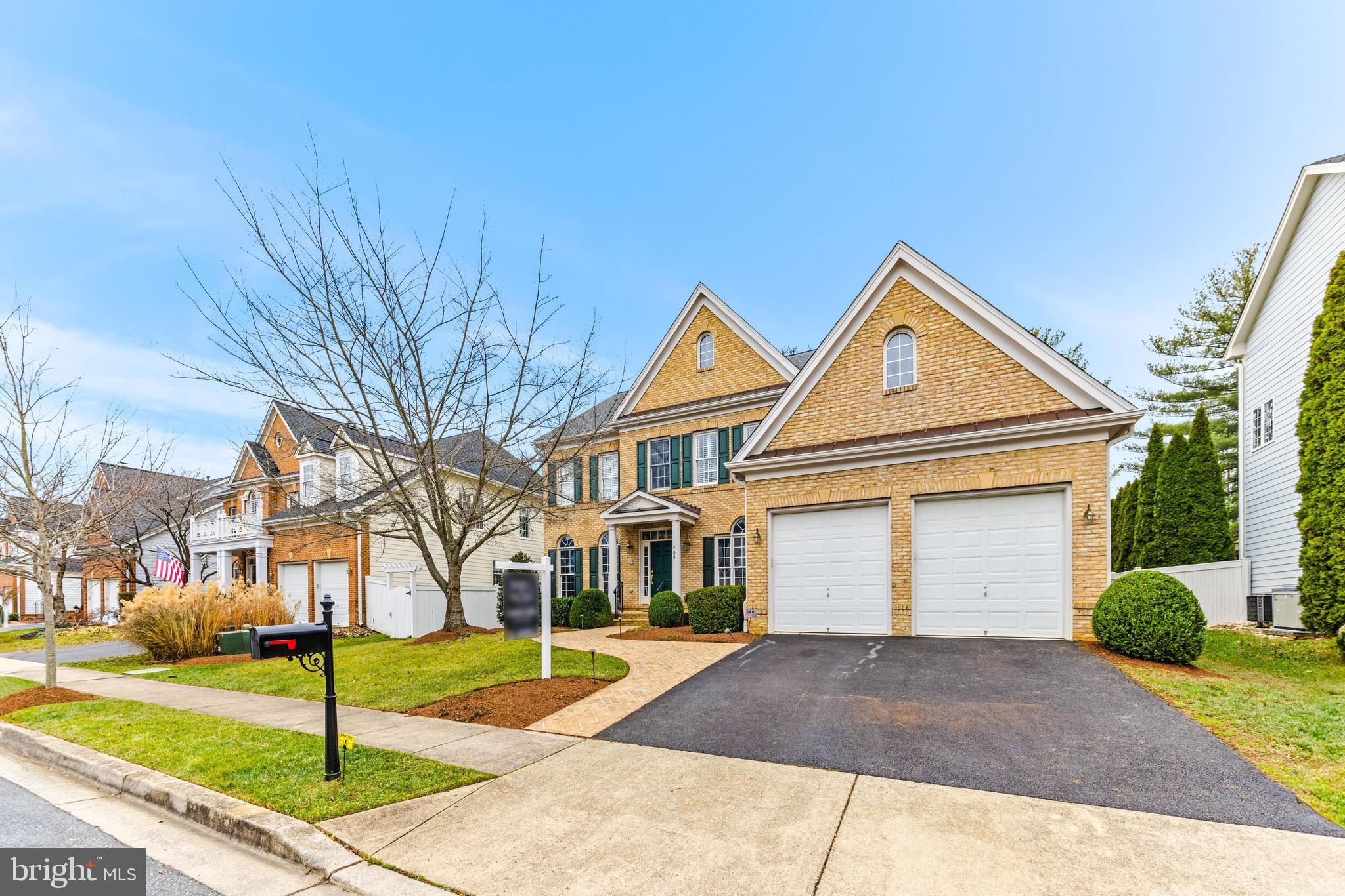 708 PEARSON POINT PLACE