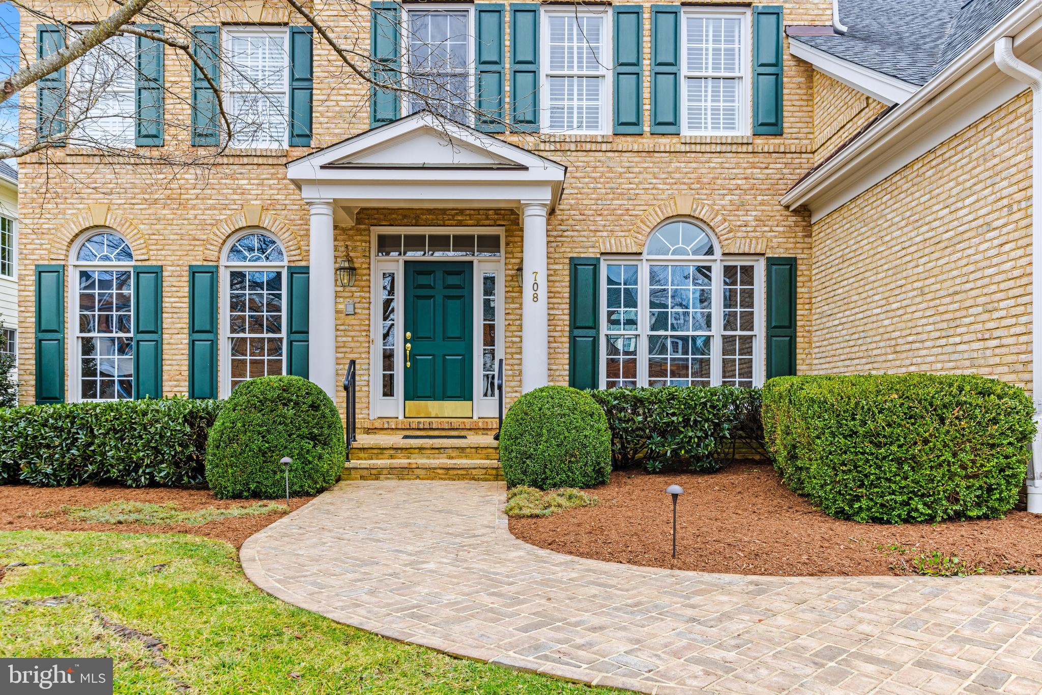 708 PEARSON POINT PLACE