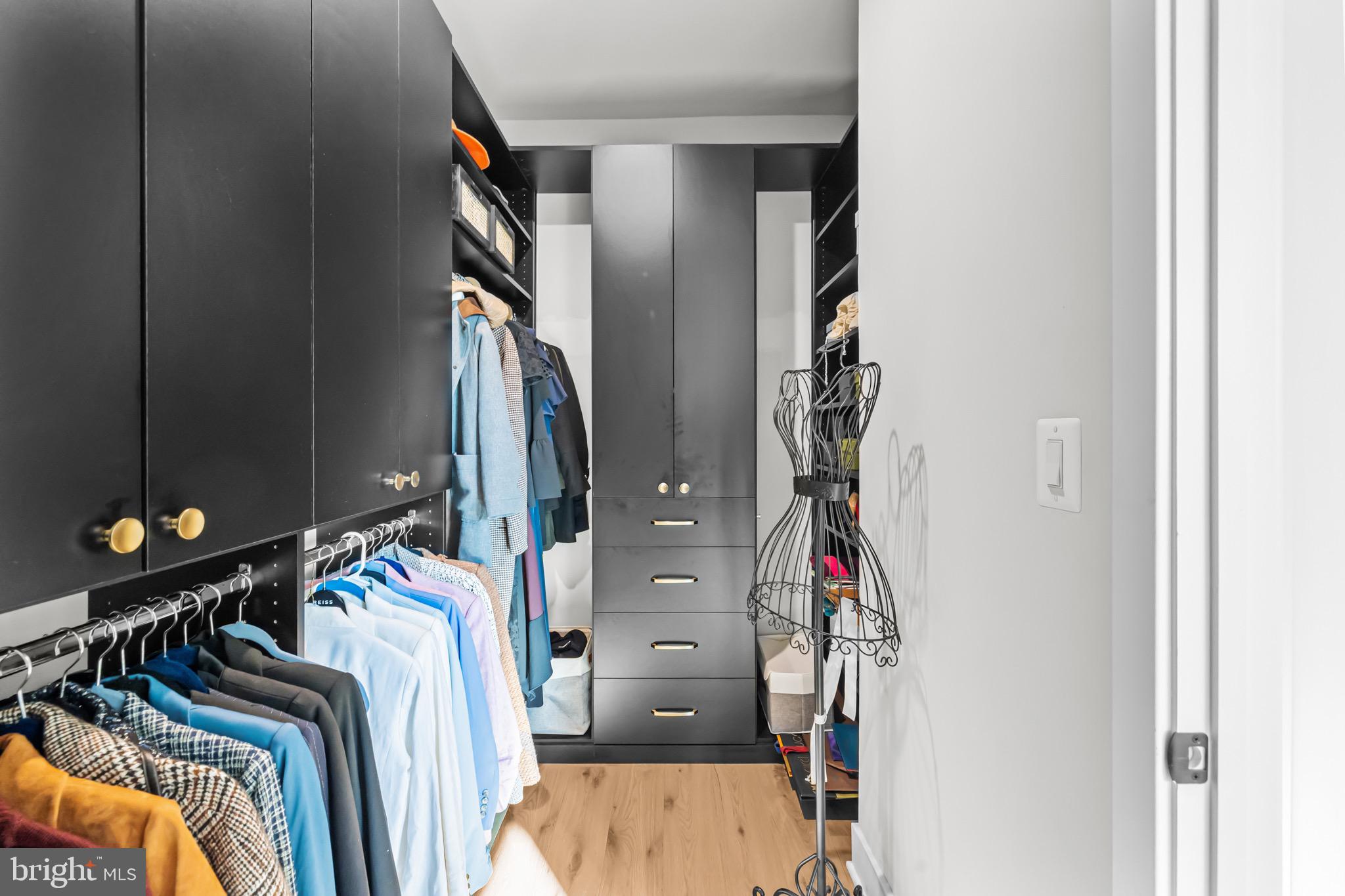 AMALYN - Residential